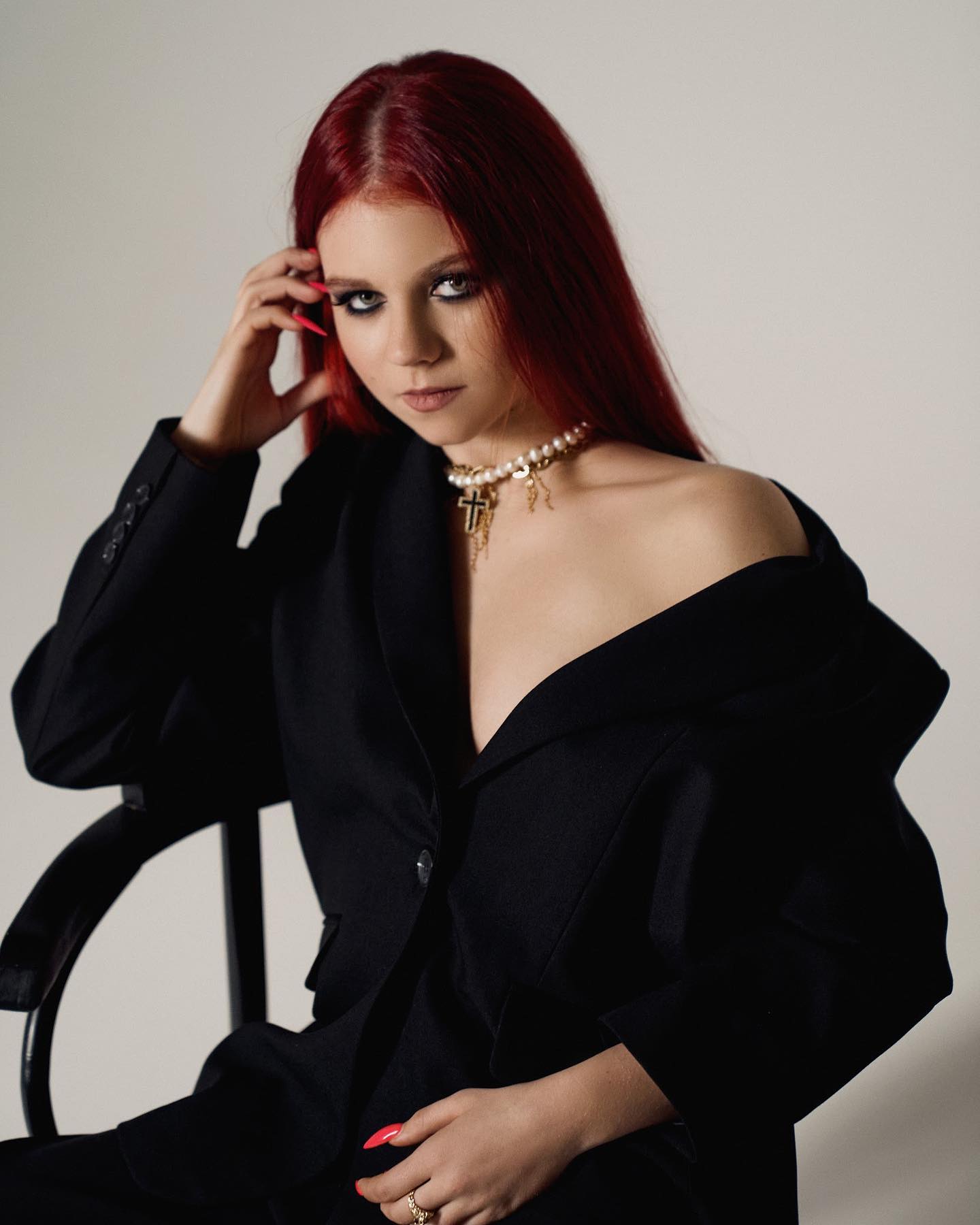 alexandra trusova black dress on winning and consolation prizes detachable sleeves