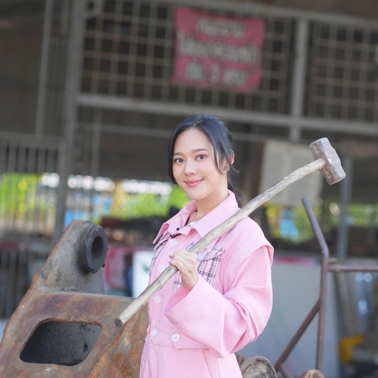 Anyarin... - Anyarin Terathananpat อัญรินทร์ ธีราธนันพัฒน์