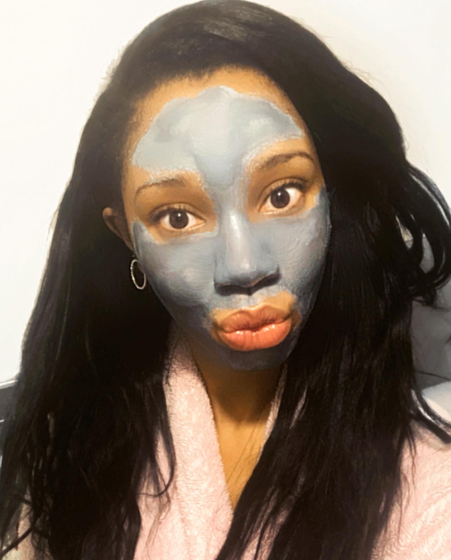 Dollface Deluxe Makeup Anyone else loving glossy lips atm? I am usually such a matte girl but