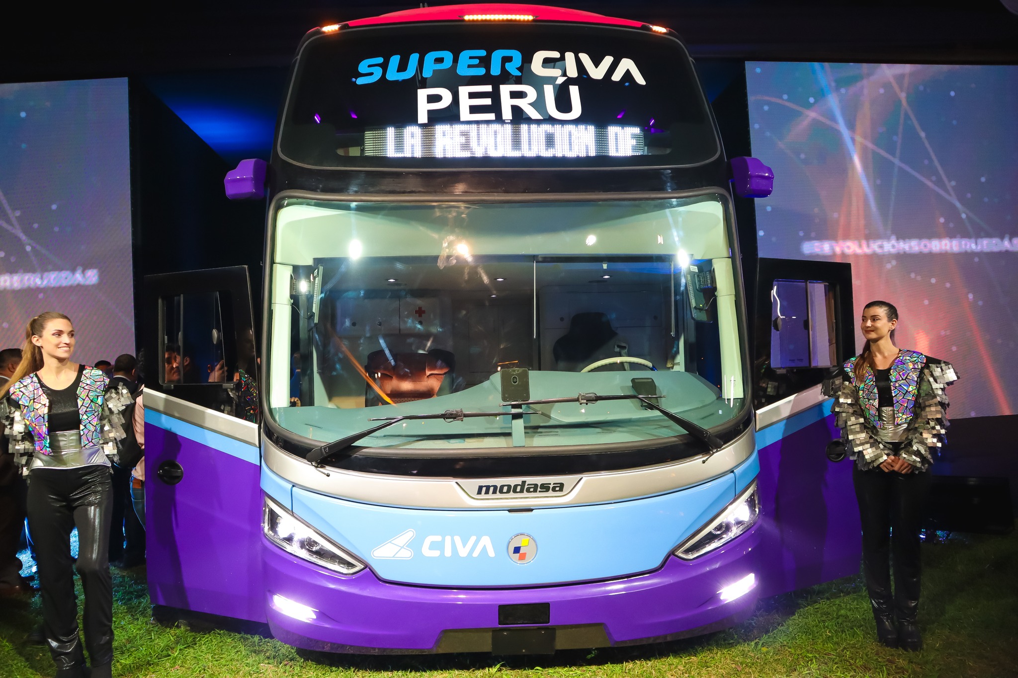 Automás - ¡#Modasa lanzó su nueva gama de buses doble piso...