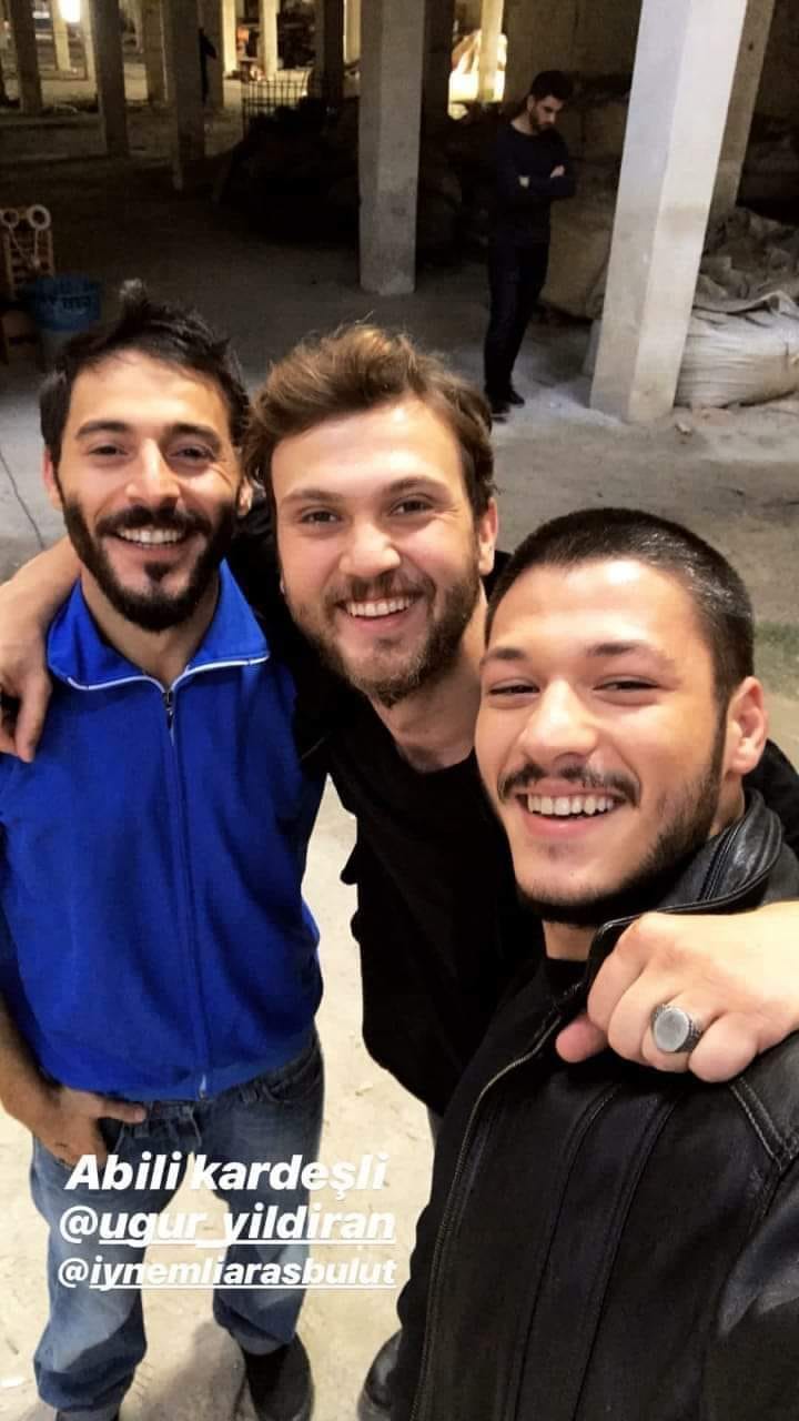 aras-bulut-iynemli-arab-fans