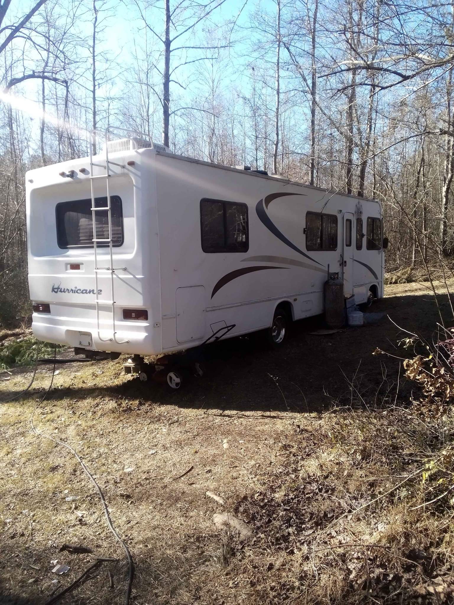 2001 hurricane RV runs and drives great just needs battery - RVs ...