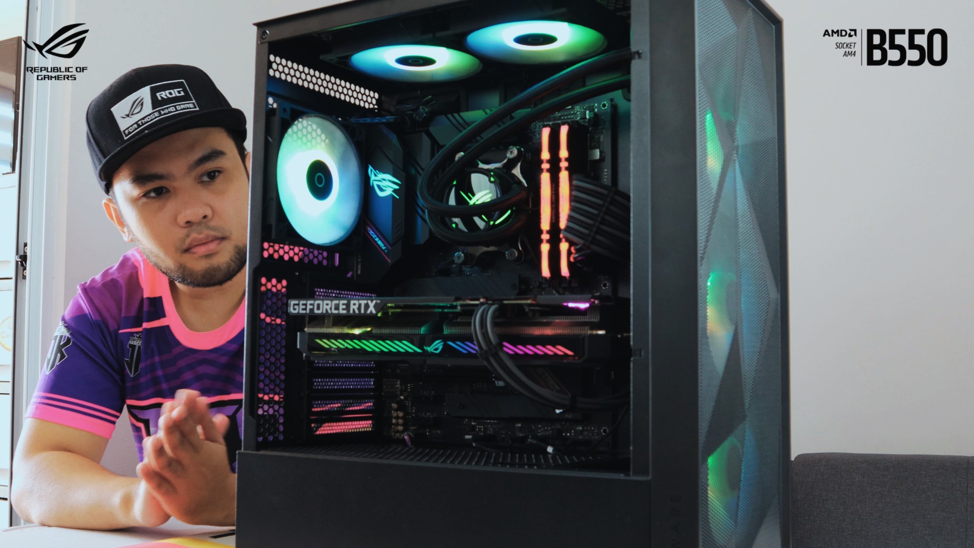 Tito Gaming - This is an ASUS ROG Build on a Tecware Forge... | Facebook