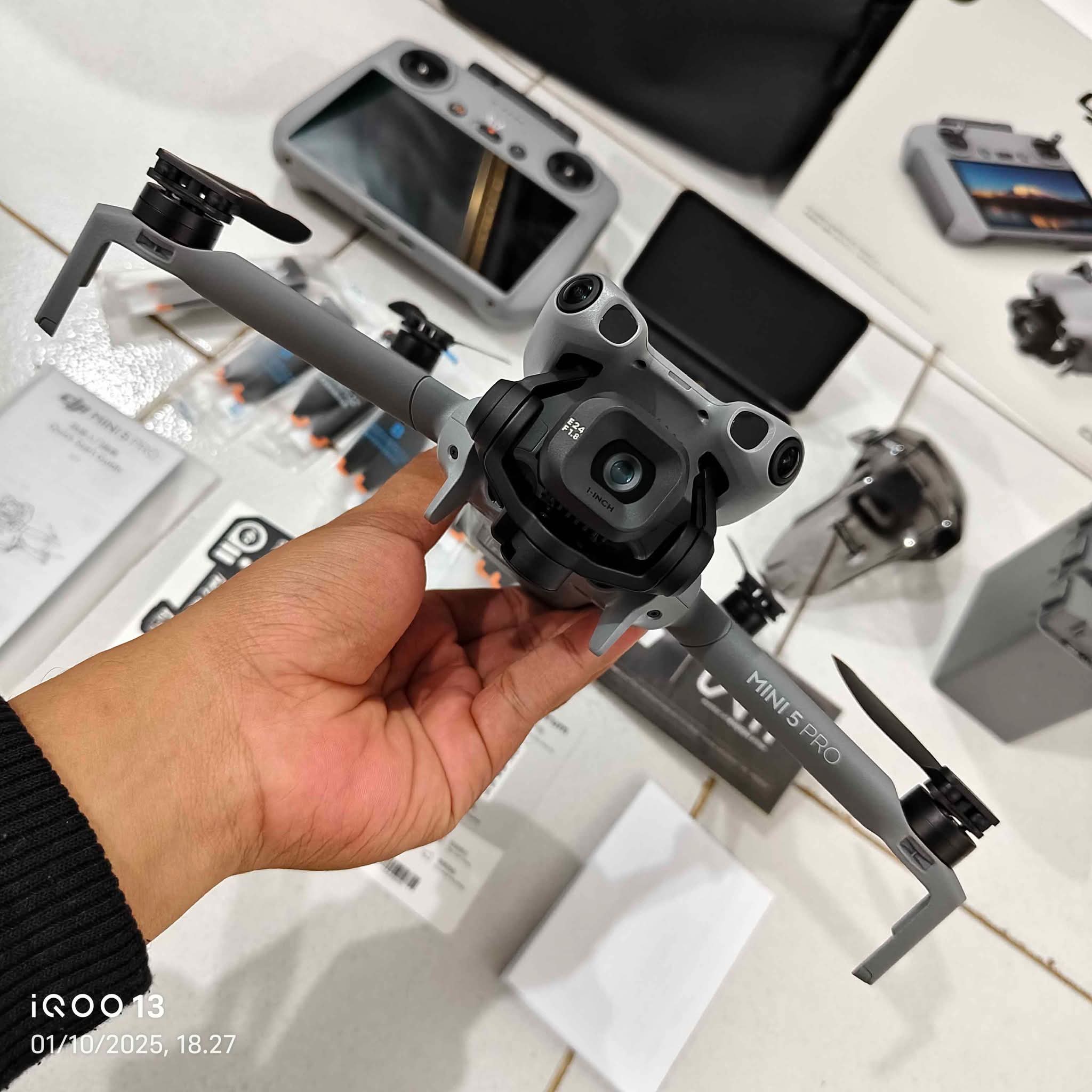 DJI Mini 5 Pro Fly More Combo Plus RC 2 BNOB - Camera Drones ...