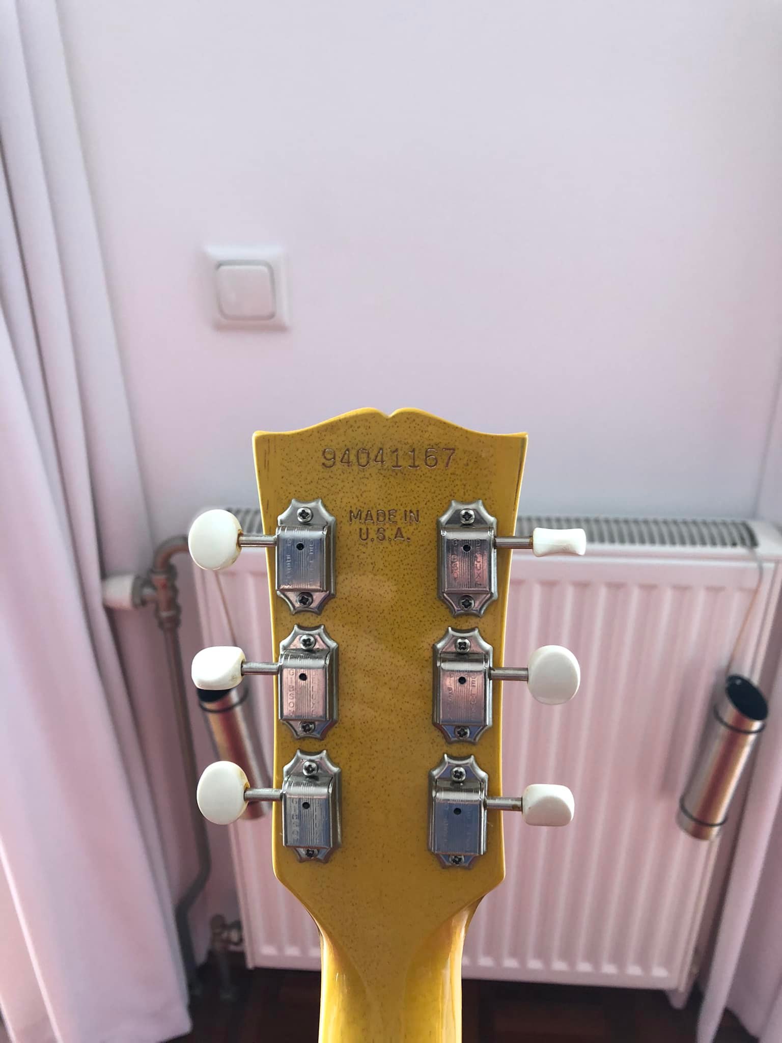 Hi, I have a question, I have a 1991 Les Paul Special tv- yellow 