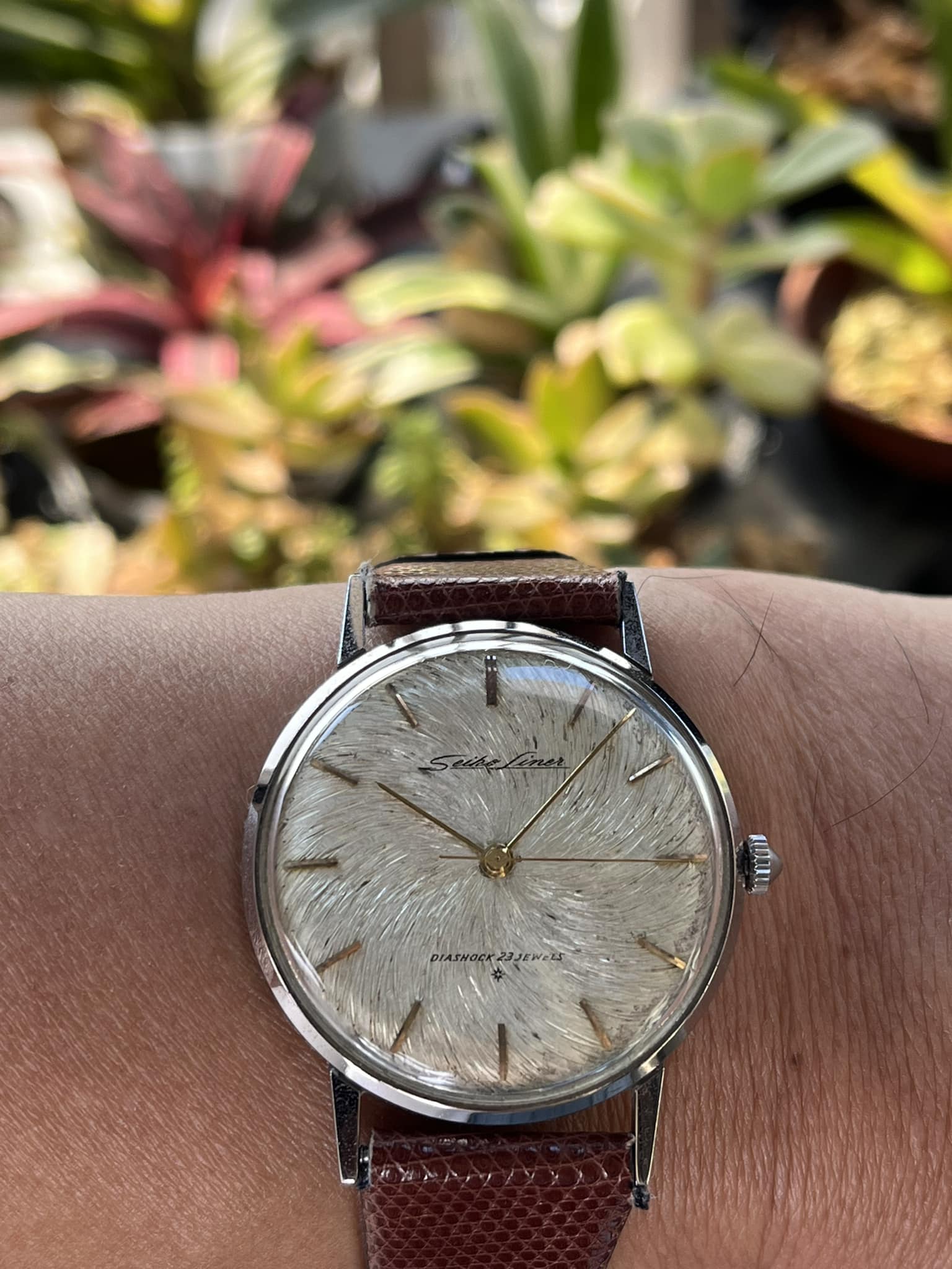 VINTAGE SEIKO LINER DIASHOCK 23 JEWELS ALL GOLD FILLED