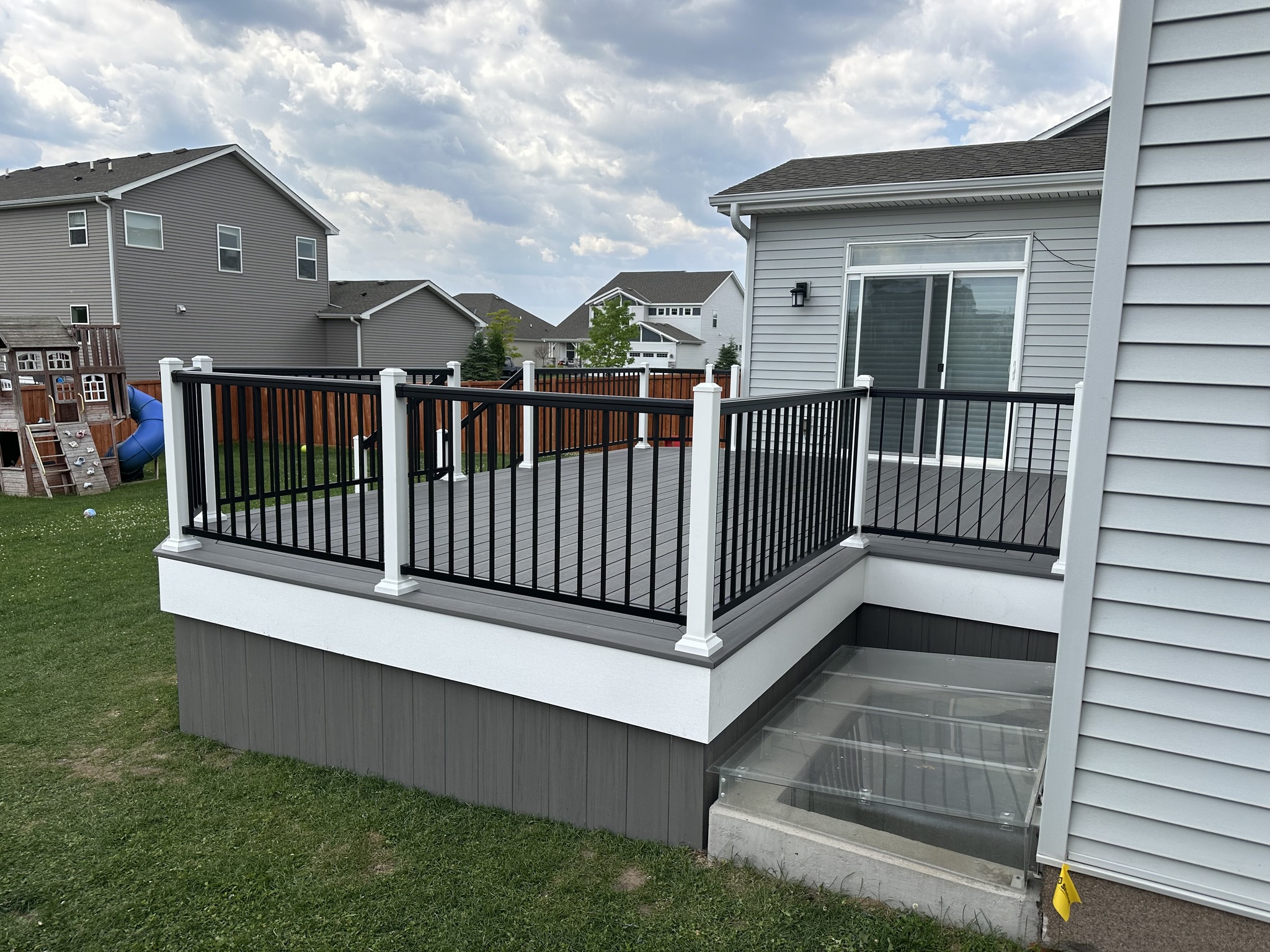 CHS Custom Decks and Design | Apple Valley MN