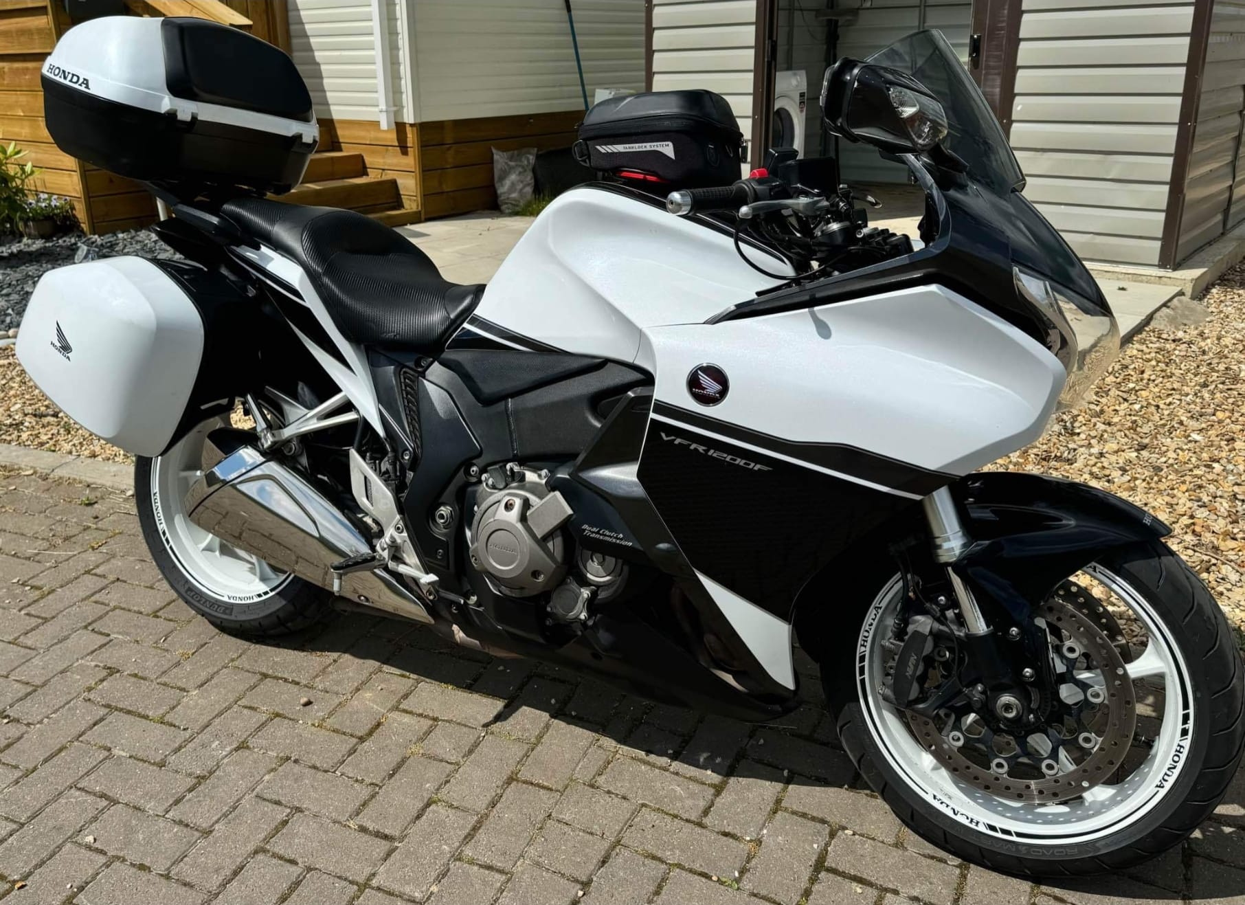 Clean Honda VFR 1200 F DCT Colour coded Honda Panniers Top box not
