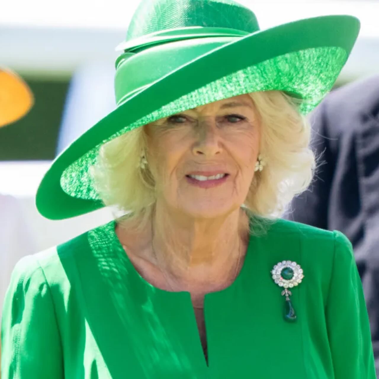 queen camilla green dress looked lovely each day of Royal Ascot this year. But my favourite outfit was undoubtedly day two when she wore this gorgeous bold Anna Valentine & today's Royal camilla 90s