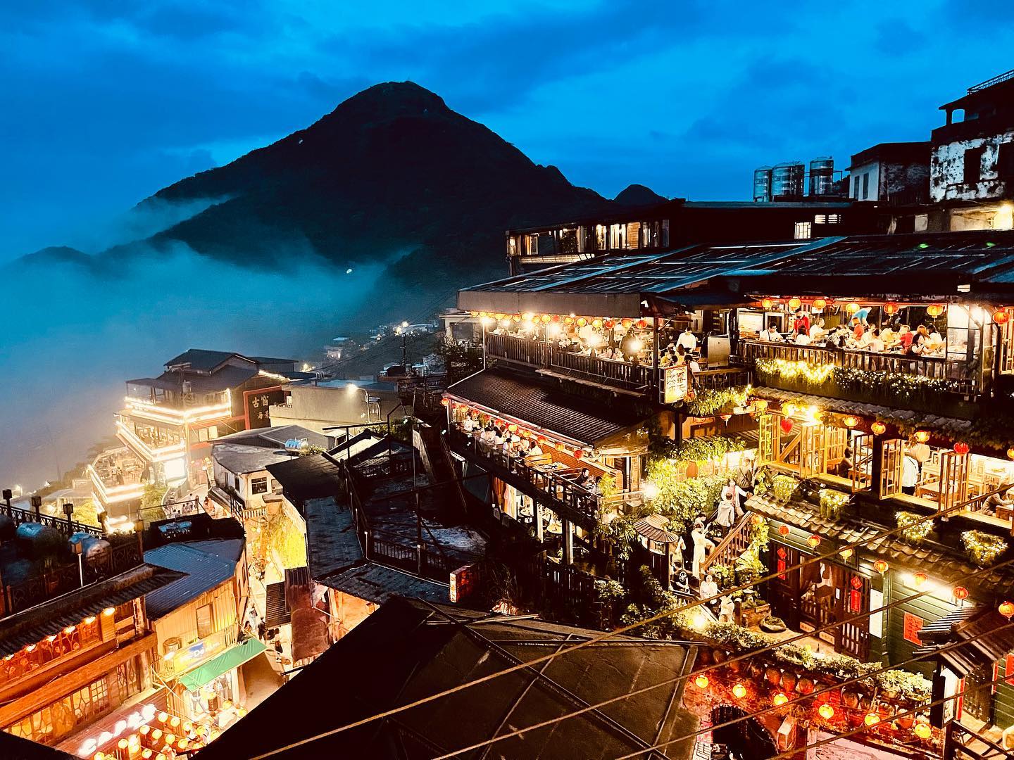悲情城市：九份#九份#九份老街#新北市#新北市景點#台灣#台灣景點#台灣
