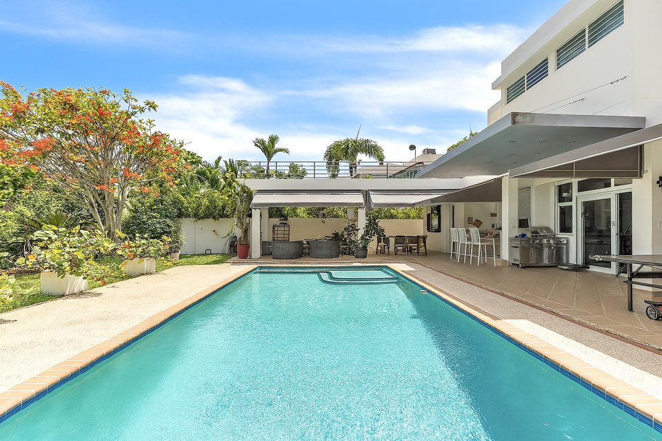 Pomahome - Architectural Masterpiece with Private Pool | Sierra del Río ...