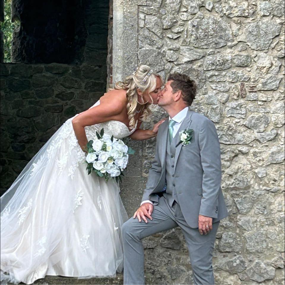 Vinted UK - Wedding items | Hi is anyone selling table decorations or ...