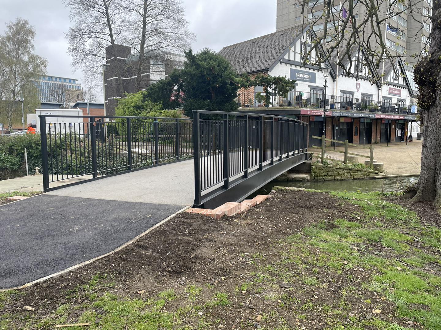 The new Chethams Bridge is now... - Bedford Borough Council | Facebook