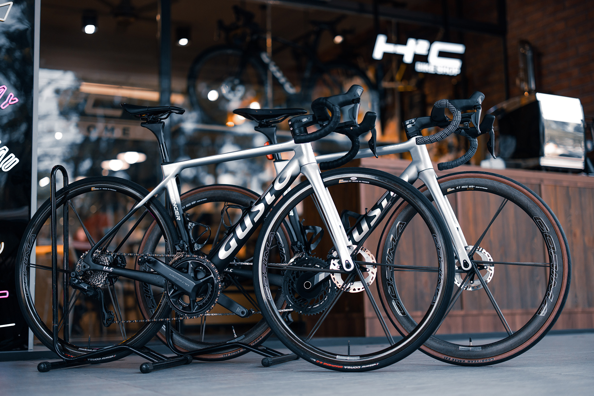 Gusto - Ranger EVO DB twins on the Corima MCC wheels 🚲 Japan Torayca ...