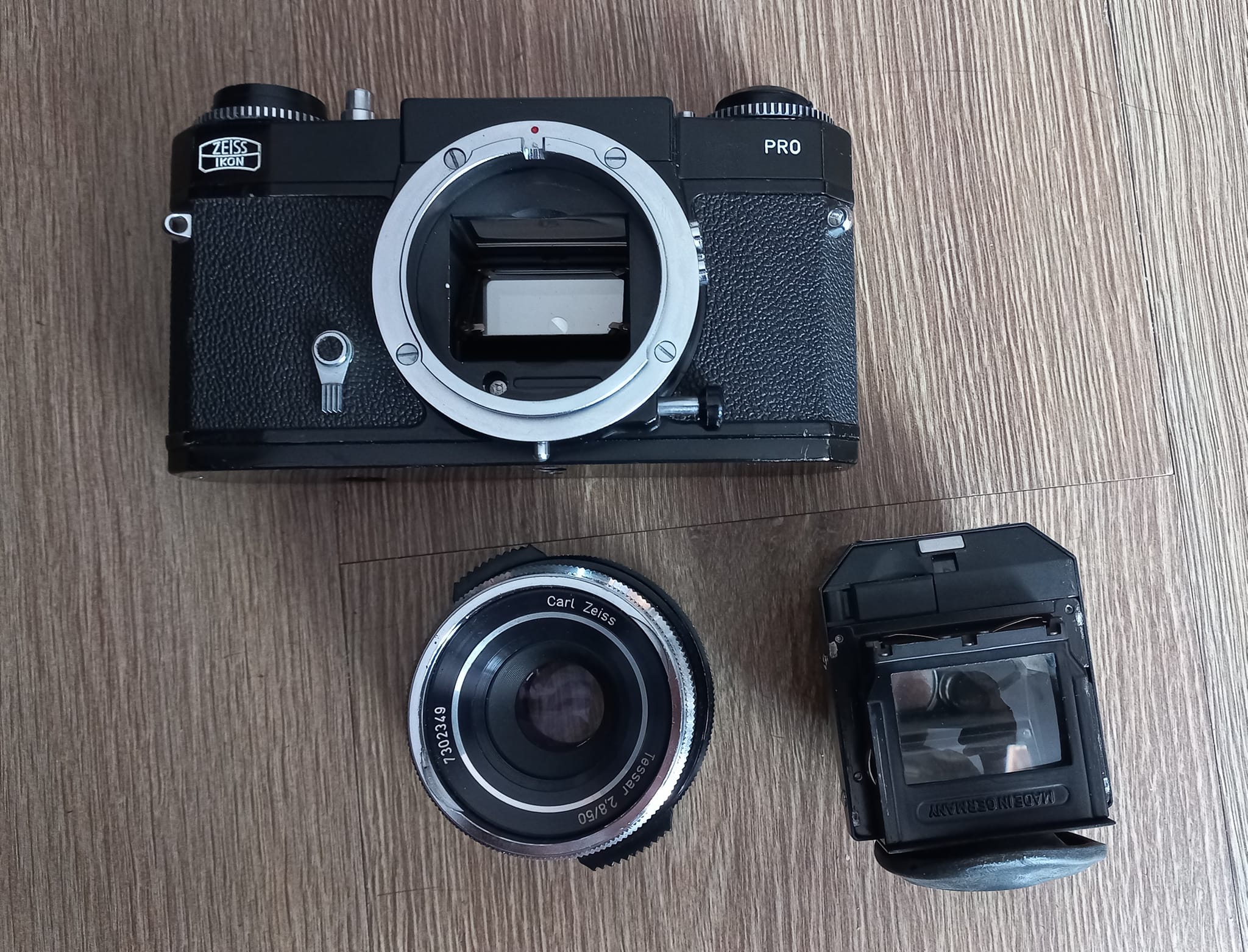 Zeiss Nikon Icarex 35 with 59mm Carl Zeiss Tessar f:2.8 lens