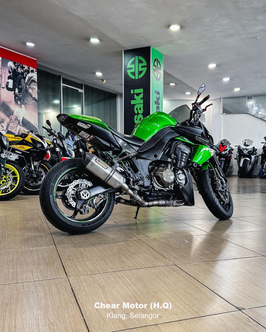 KAWASAKI Z1000 Aggressive Design Meets Everyday Versatility