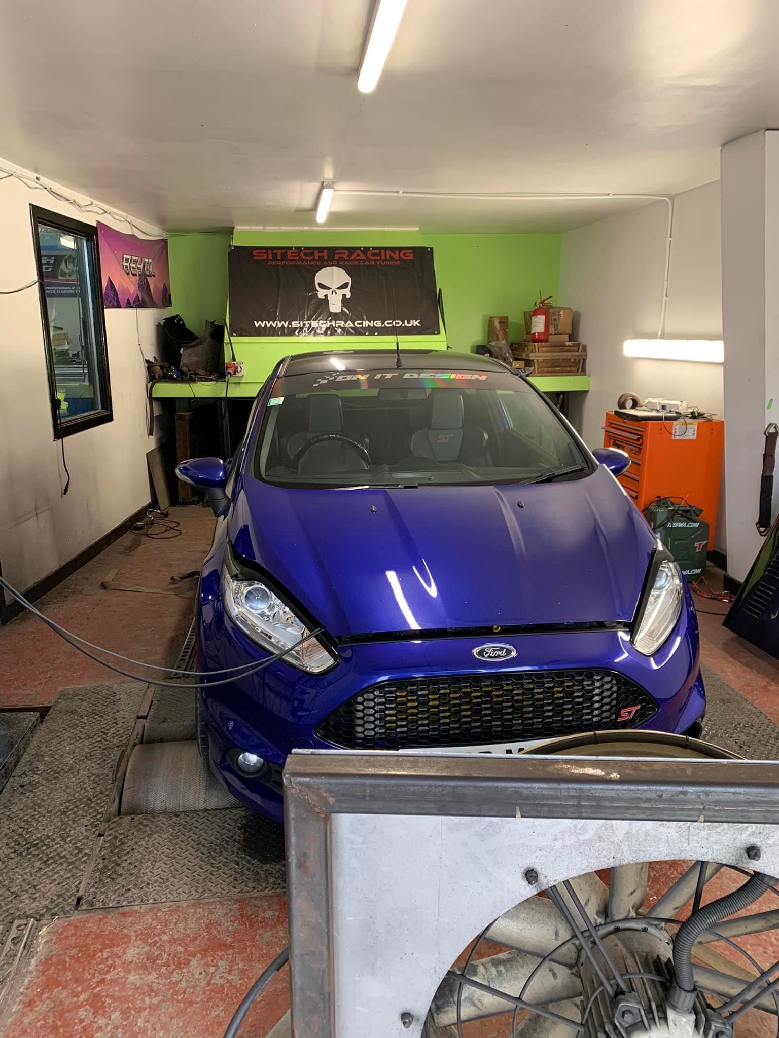 Sitech Racing - Our demo/test car on the Dyno with Turbo...