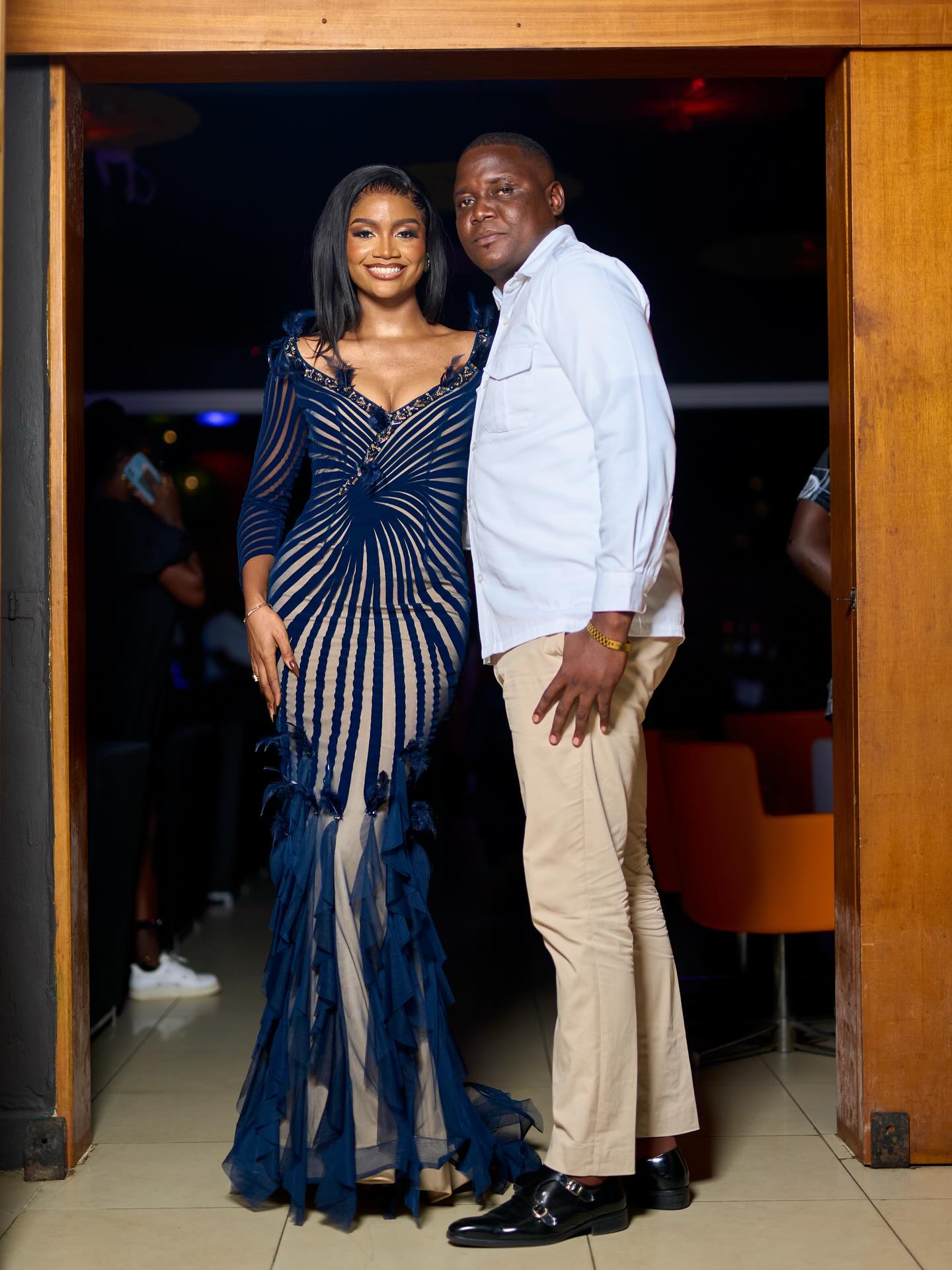 Miss Cameroun 2023... - Miss Cameroun 2023 Princesse Issie