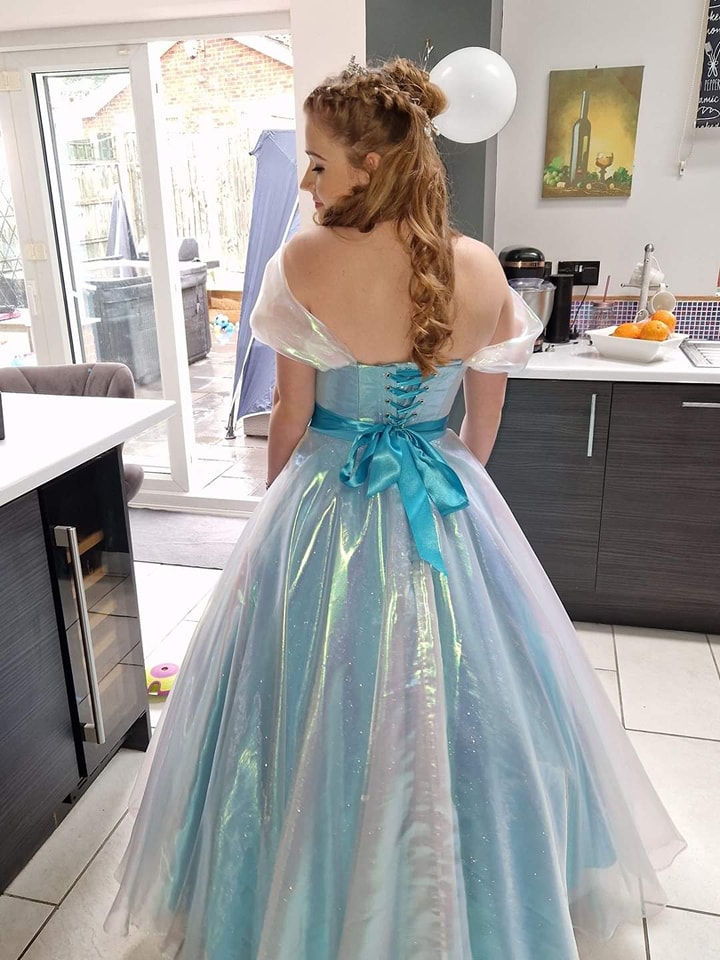 kaley cuoco blue dress looked like Cinderella in a sparkling ball gown that made her cry when she first put it on ‎ keyword:Executive black tie dress code Size:Adult L