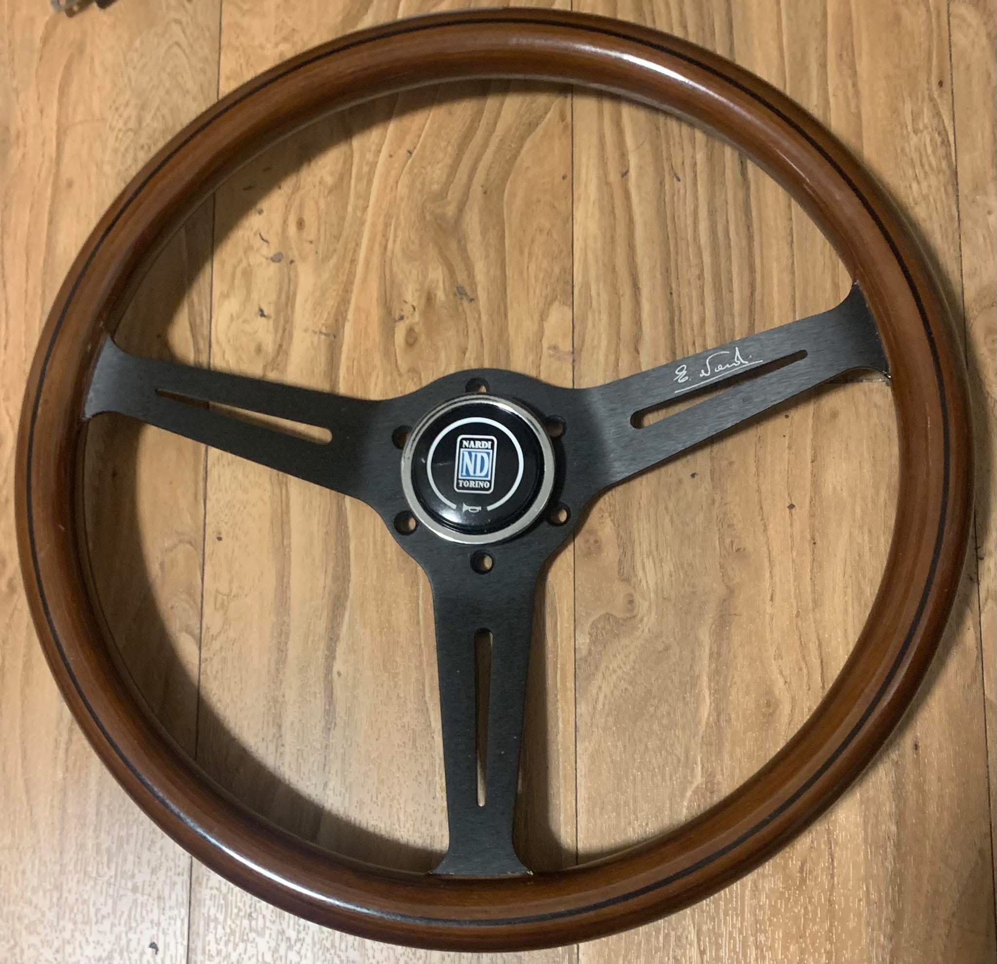 Vic’s Chips’ L.L.C Lowrider wire wheels & accessories | Salt Lake City ...