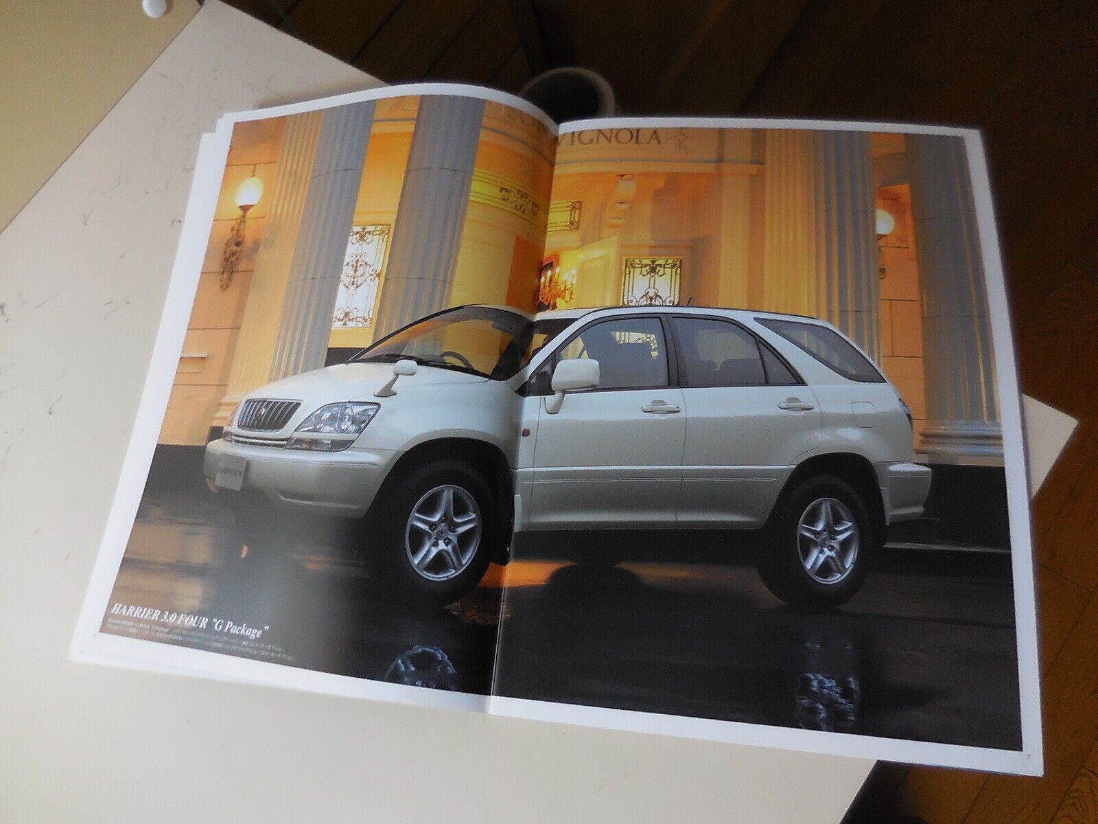 RX300 1st Gen - TOYOTA HARRIER Japanese Brochure 2000/11... | Facebook