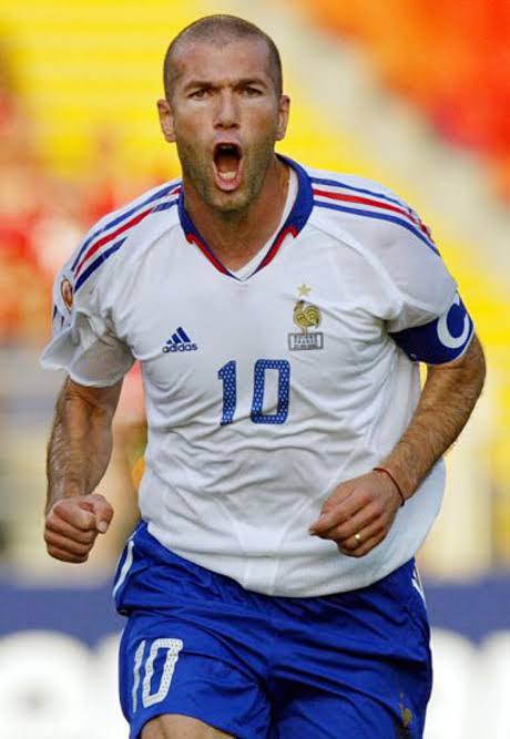 Who was better in their heydays between... - Football Kitchen | Facebook