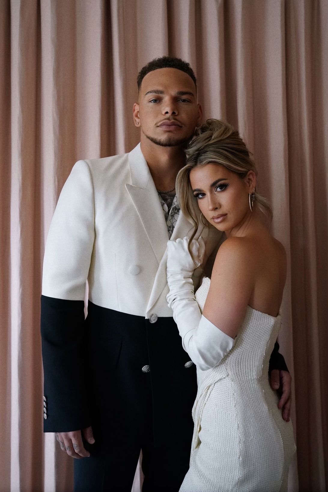 kane brown wedding dress and Katelyn Brown win video of the year Red Bridesmaid Dresses - Sweep_Train Color:Pure White