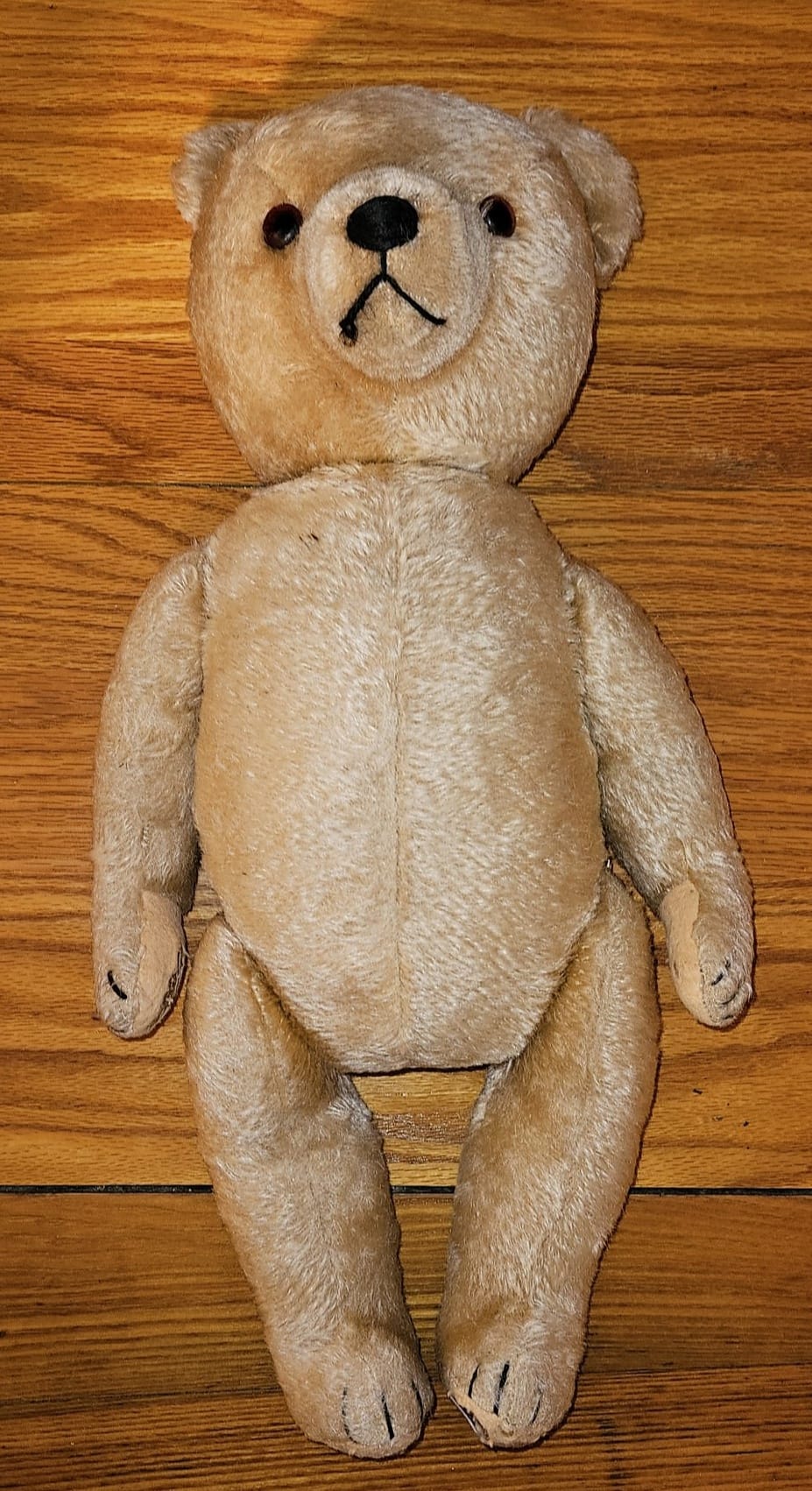 What is the Hermann 96112 teddy bear with little bears on its bow?