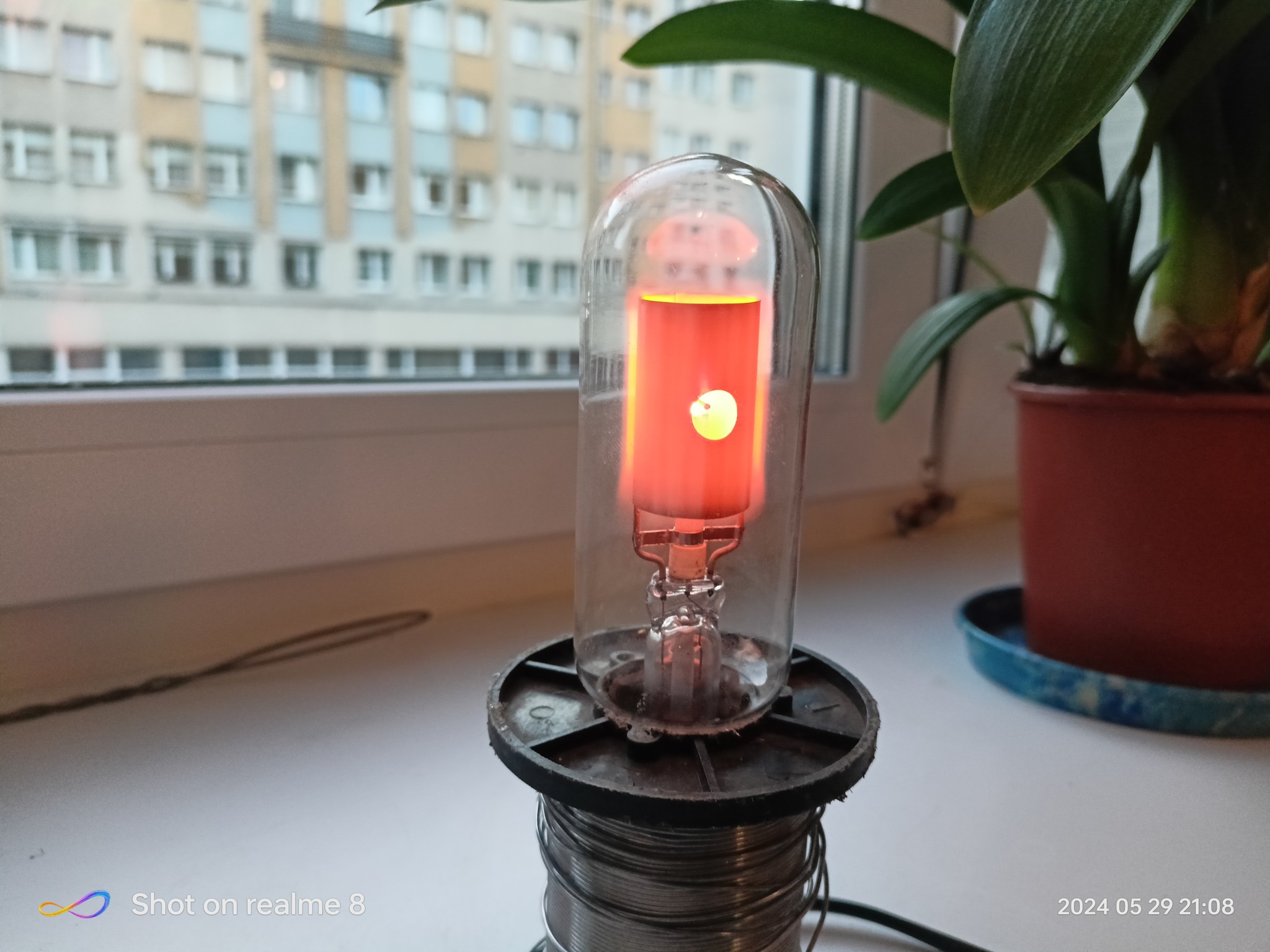 Otto Pressler GG38-01 antique lamp as a night light