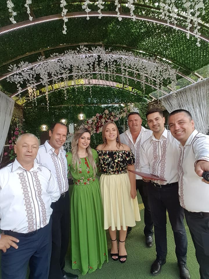 Colaj 1 ORA cu Tatiana Jacot Cele Mai Frumoase Melodii cu formatia ...