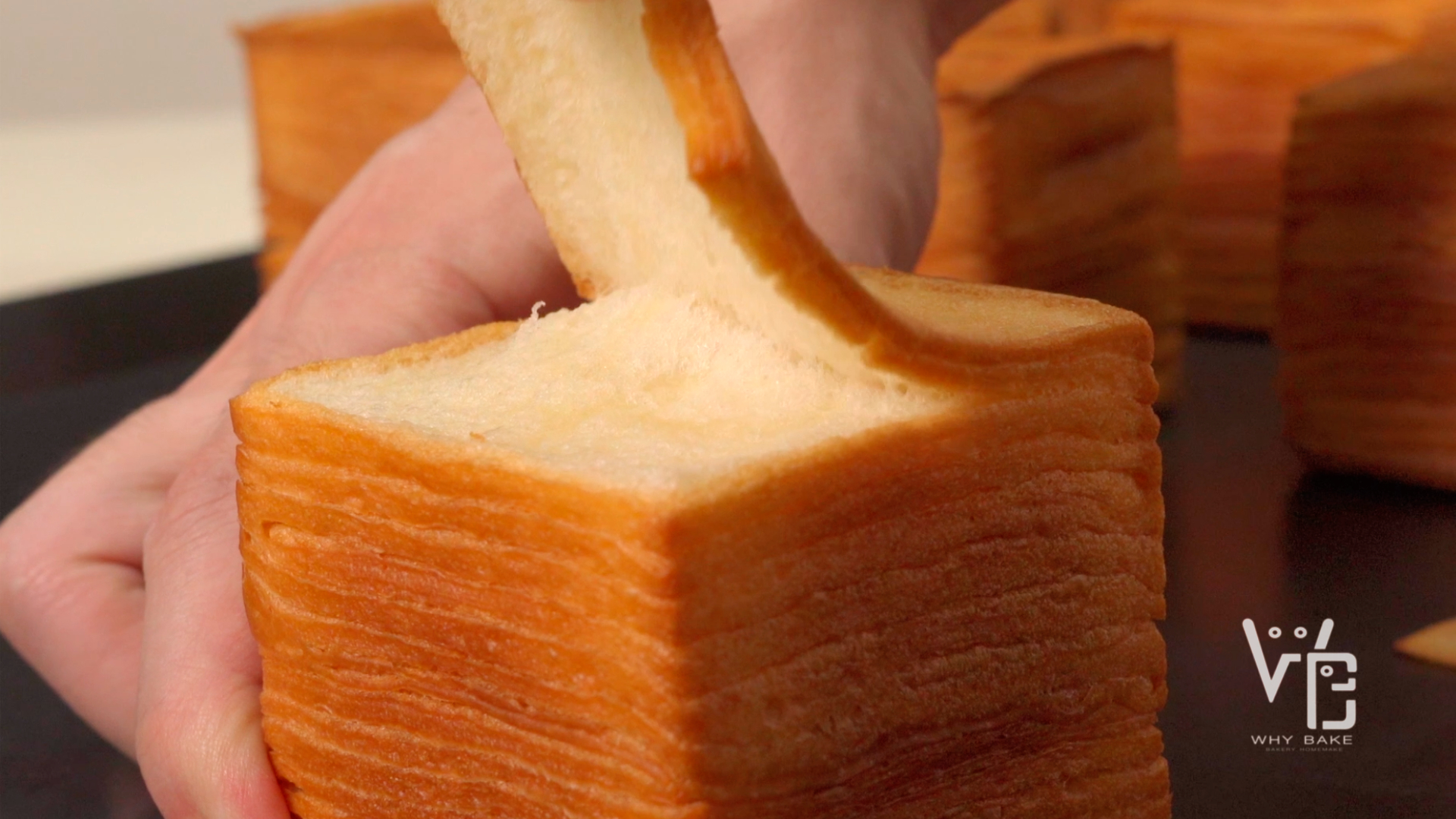เบเกอรี่ โซไซตี้ | ขนมปังนมพันชั้น Milk thousand layer toast ขนมปังที่ ...