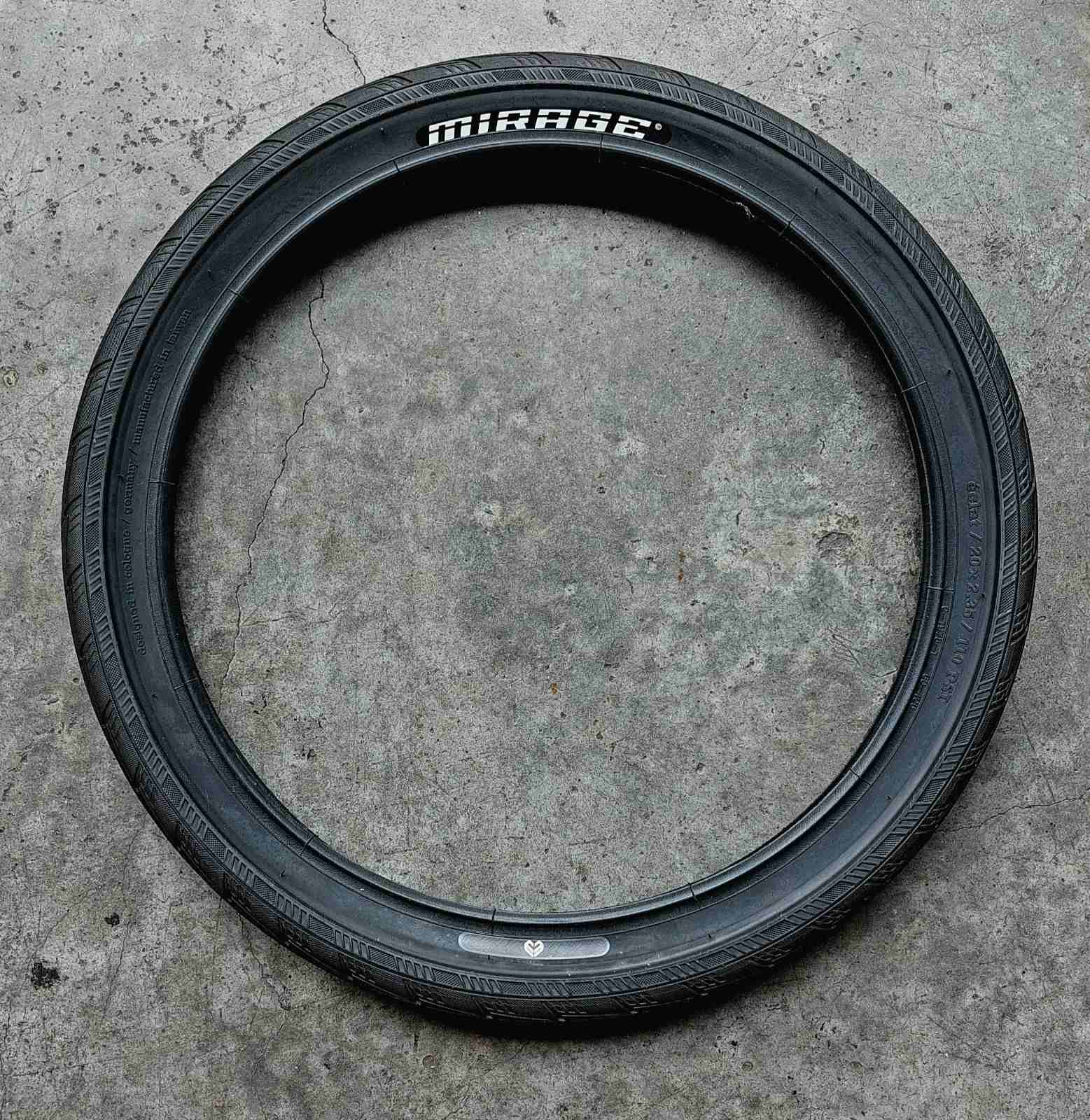 ECLAT MIRAGE Size: 20 x 2.35 BMX Built on the premise of a super