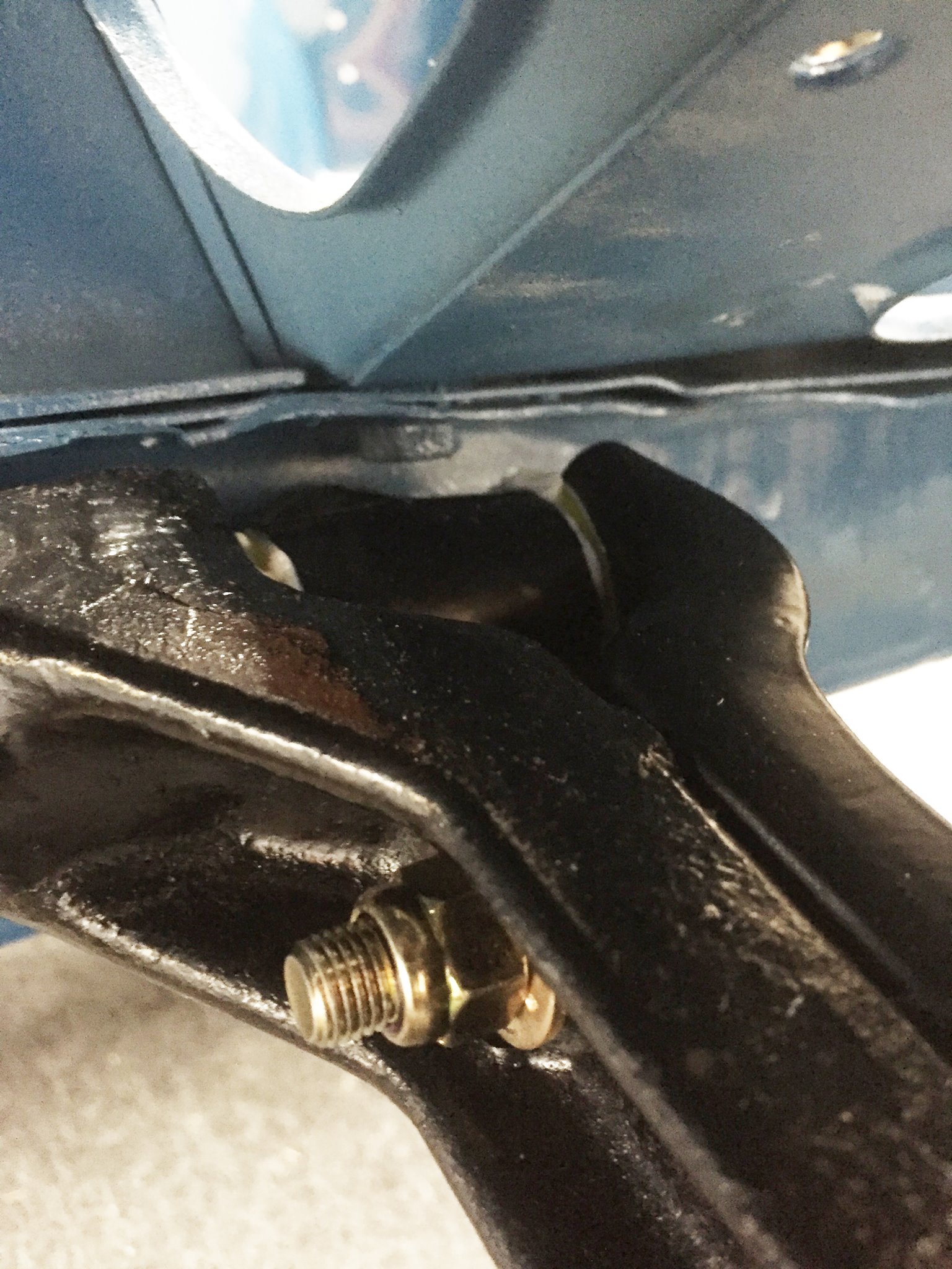 Rip Van Winkle - Inner lower control arms and eye bolt mount to chassis ...