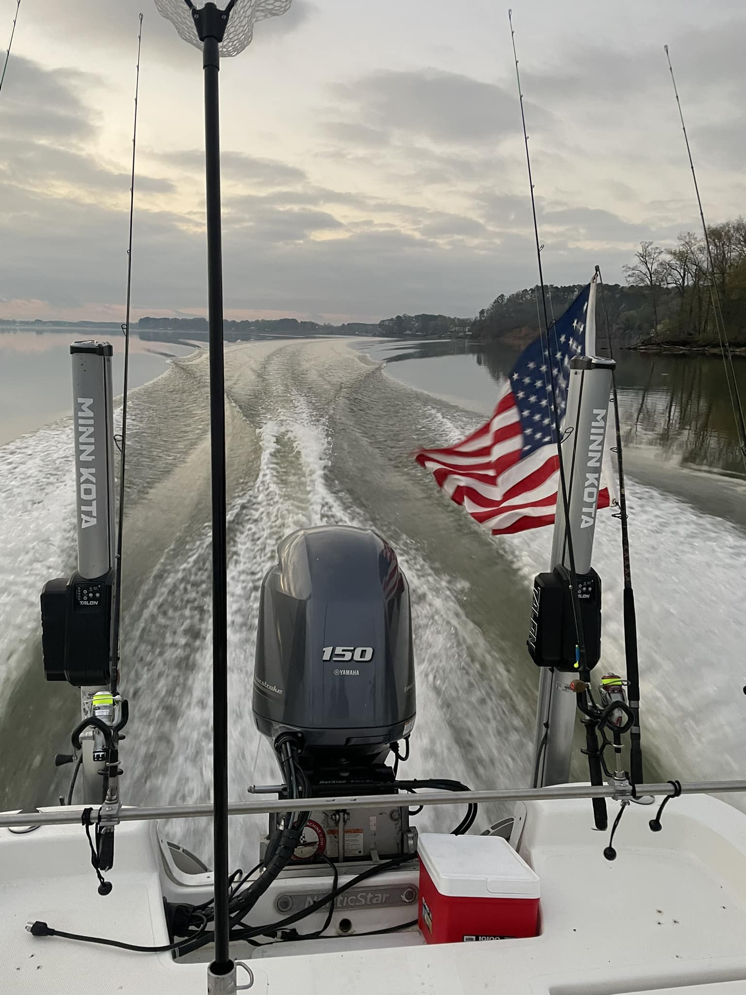 Beautiful morning on Weiss Lake!... - Bright Guide Service