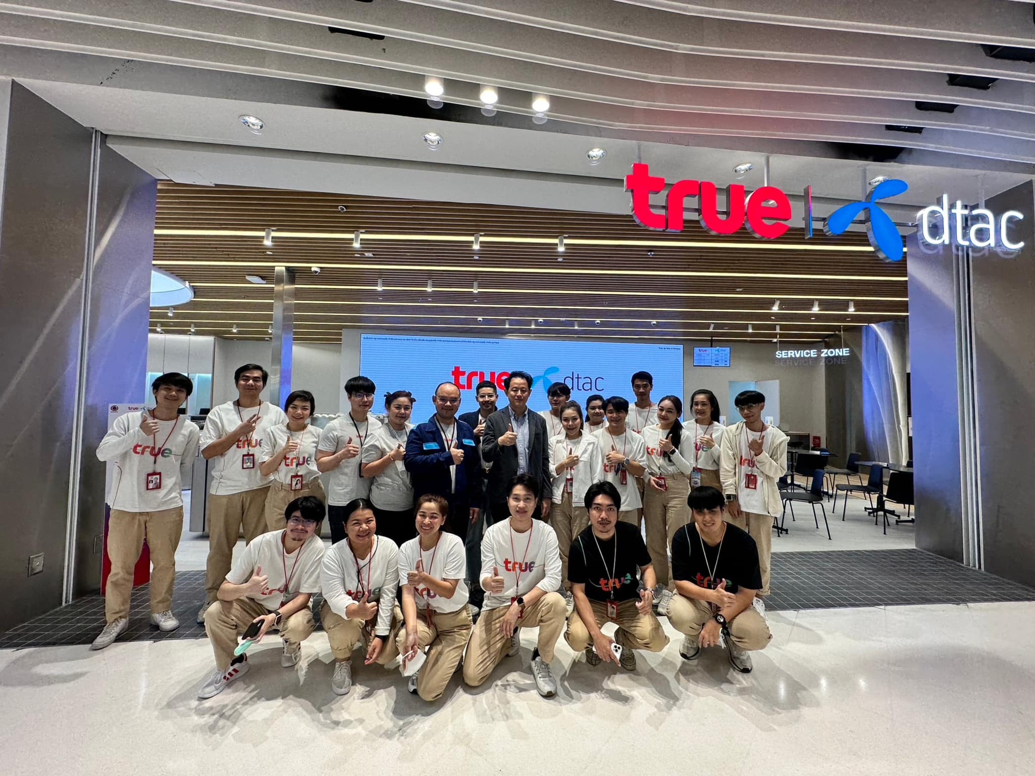 True shop The Mall Bangkae และ Dtac... - True เดอะมอลล์บางแค | Facebook