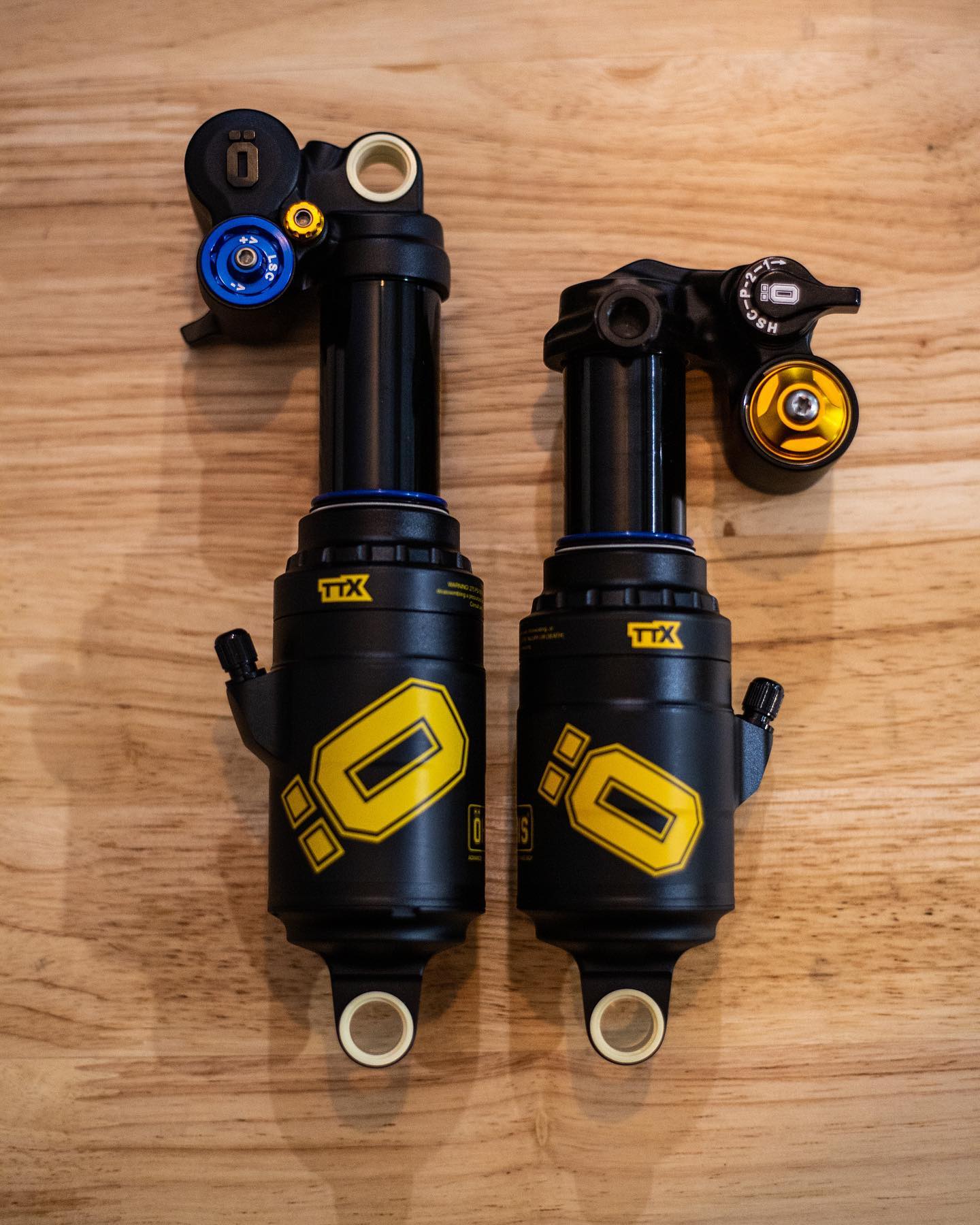 NSDynamics - Twin Tube magic in an air shox. Ohlins TTX... | Facebook