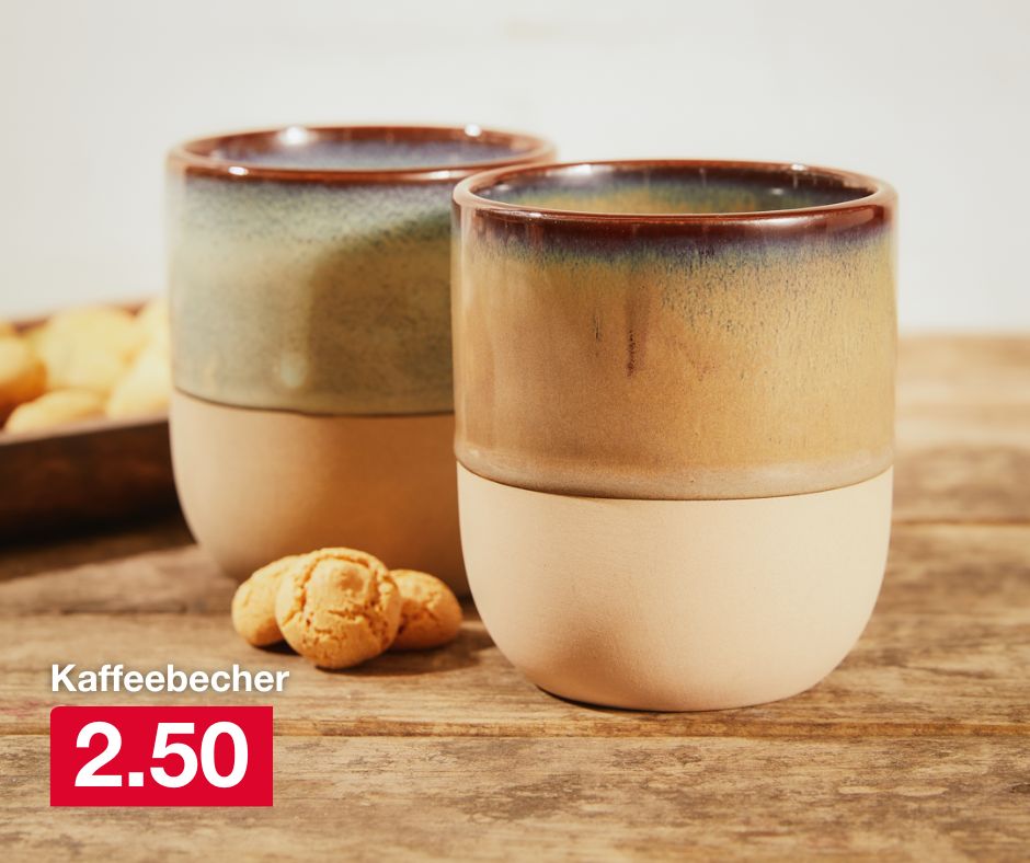 In deinem Schrank dürfen diese braunen Kaffeebecher nicht fehlen! Sie sind nicht nur zeitlos schön, sondern liegen auch perfekt in der Hand und halten deinen Kaffee schön warm. Ein Must-Have für alle