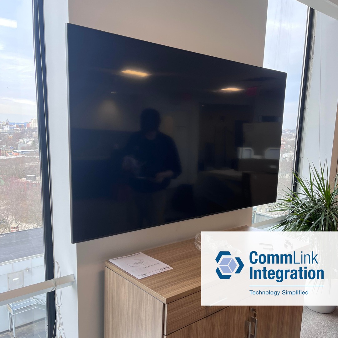 Elevate your meetings with... - CommLink Integration