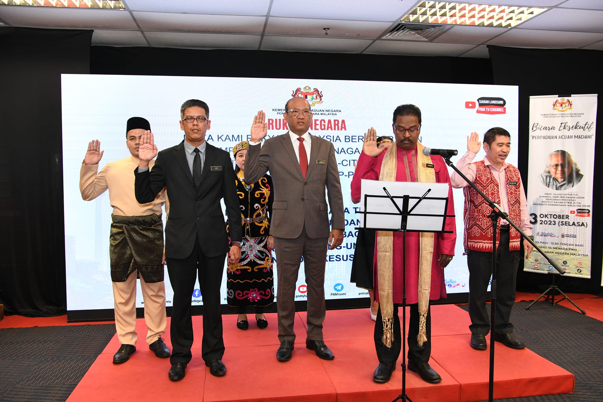 Hari ini, YBhg. Datuk Azman... - Kementerian Perpaduan Negara