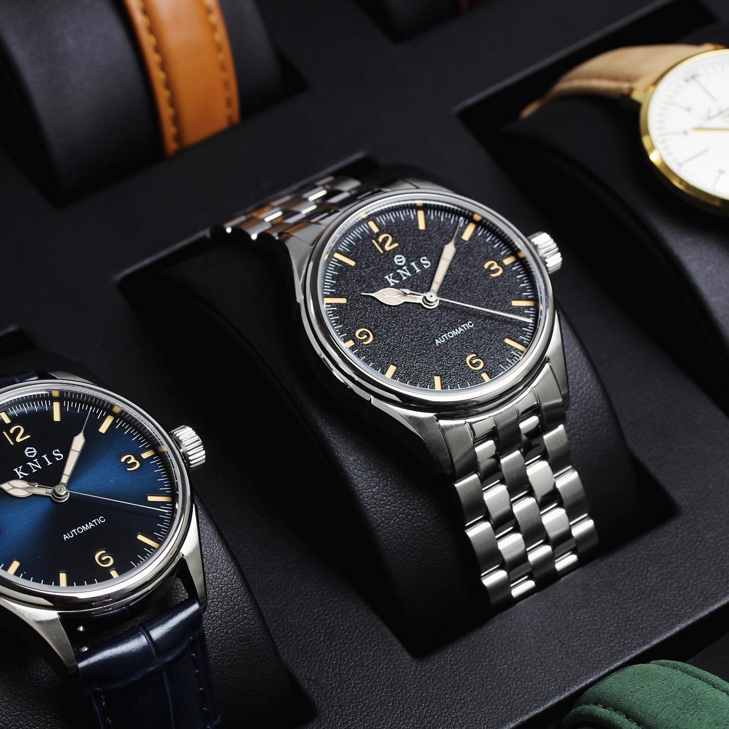 KNIS 日本製 自動巻き 38mm どぎつい メンズ サファイアガラスKN002-BL
