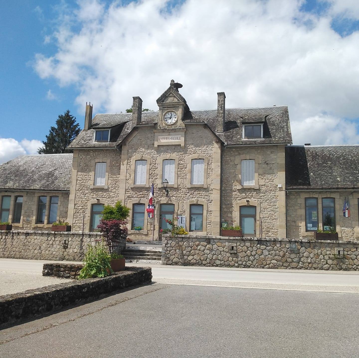 Mairie Saint Martin La Meanne