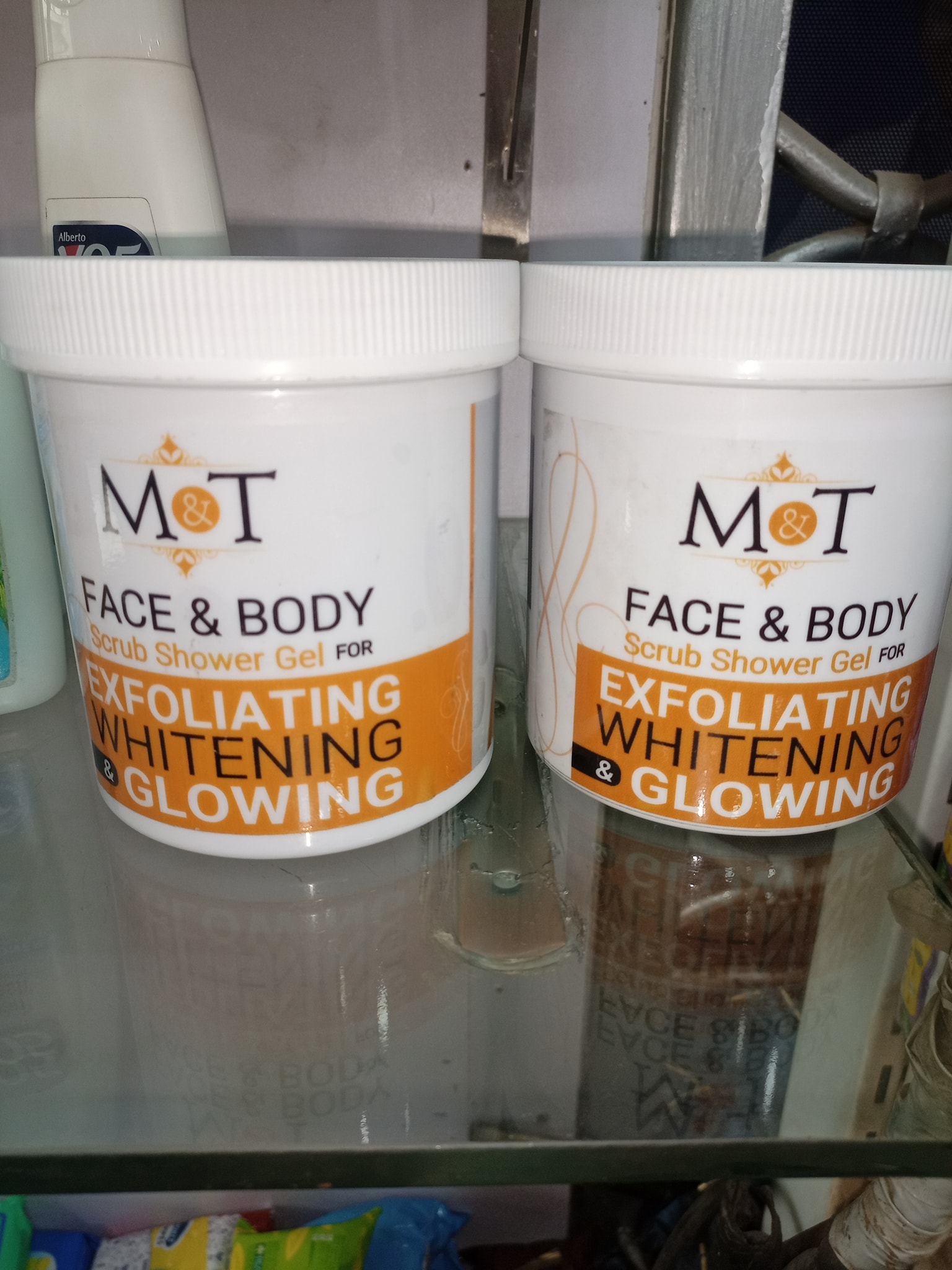 met glutathione price in mercury drugs Glow on, stay safe! Get your face mask free when you purchase MET Tathione Promo Pack! Available Drug stores! #SukiSaya2020 #SalamatSaYoSuki Per FDA Promo Permit No. 0739 s. 2020 GLUTATHIONE COMPRIME SERUM – essence-serum Pack:Pack of 2