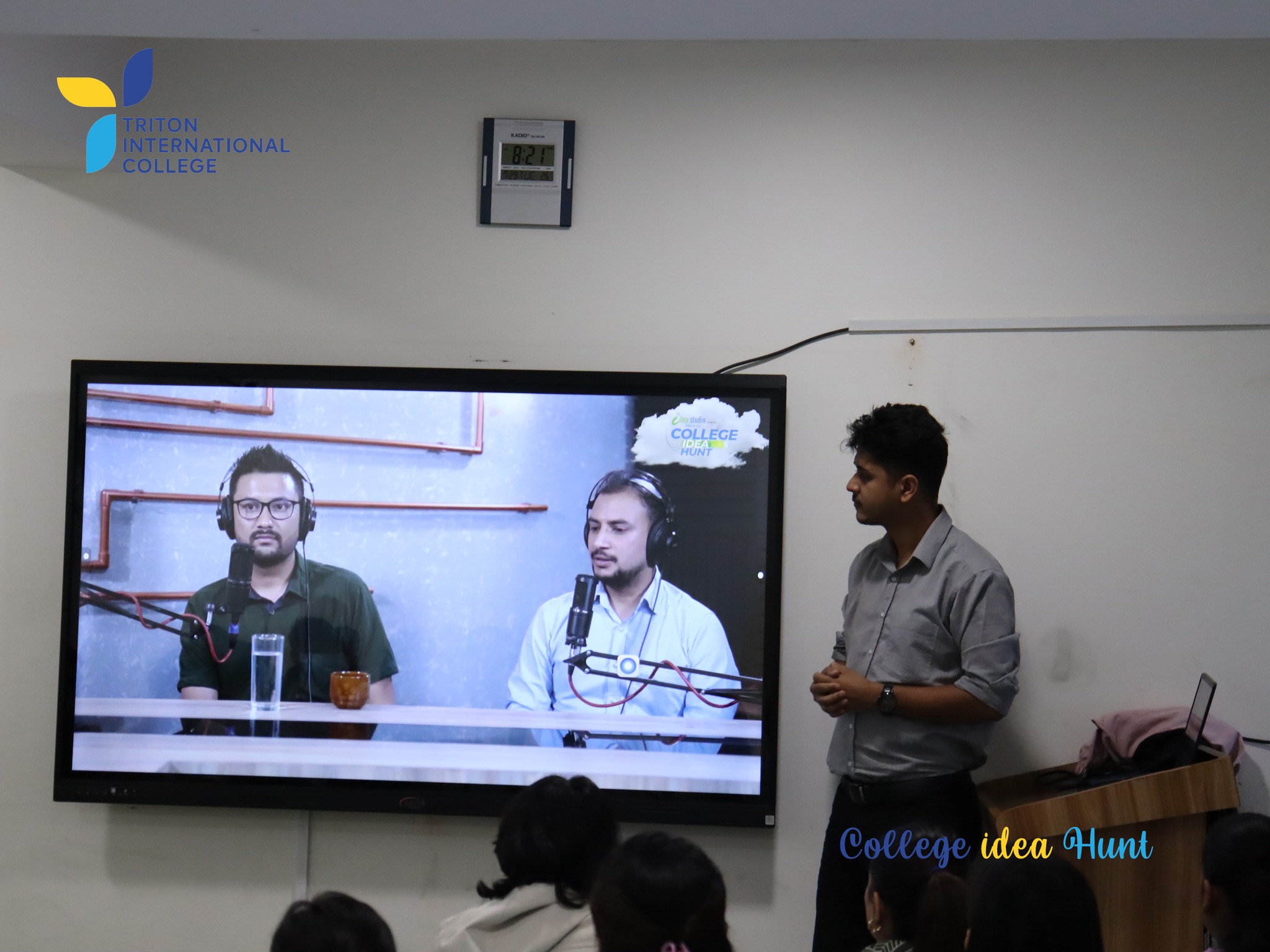 Triton International College - TU