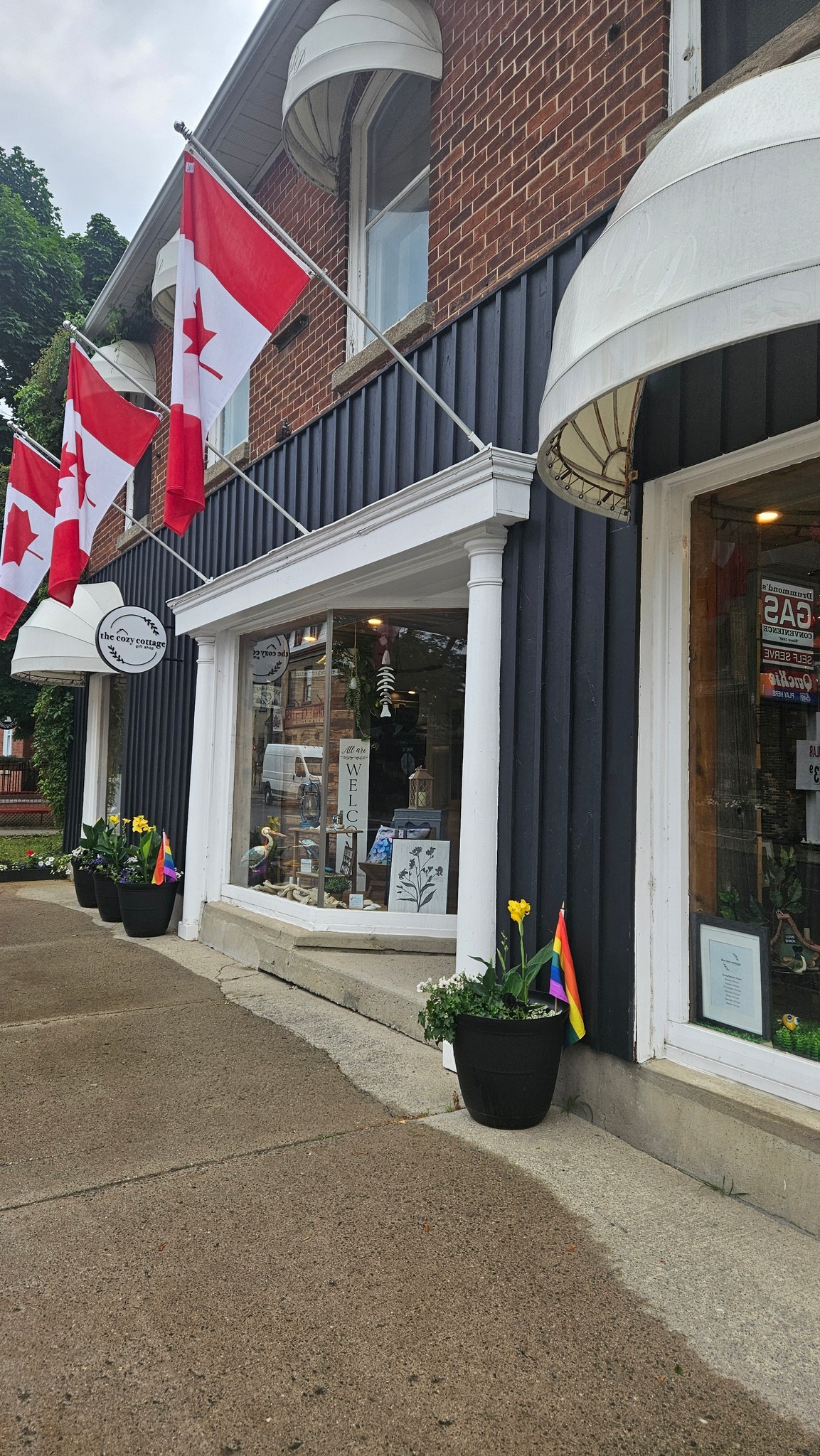 The Cozy Cottage Gift Shop | Merrickville ON