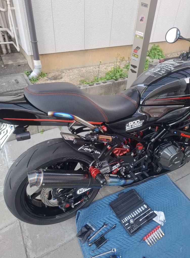 EASYRIDERS ブラックシート ストライプデザイン バイク EASYRIDERS