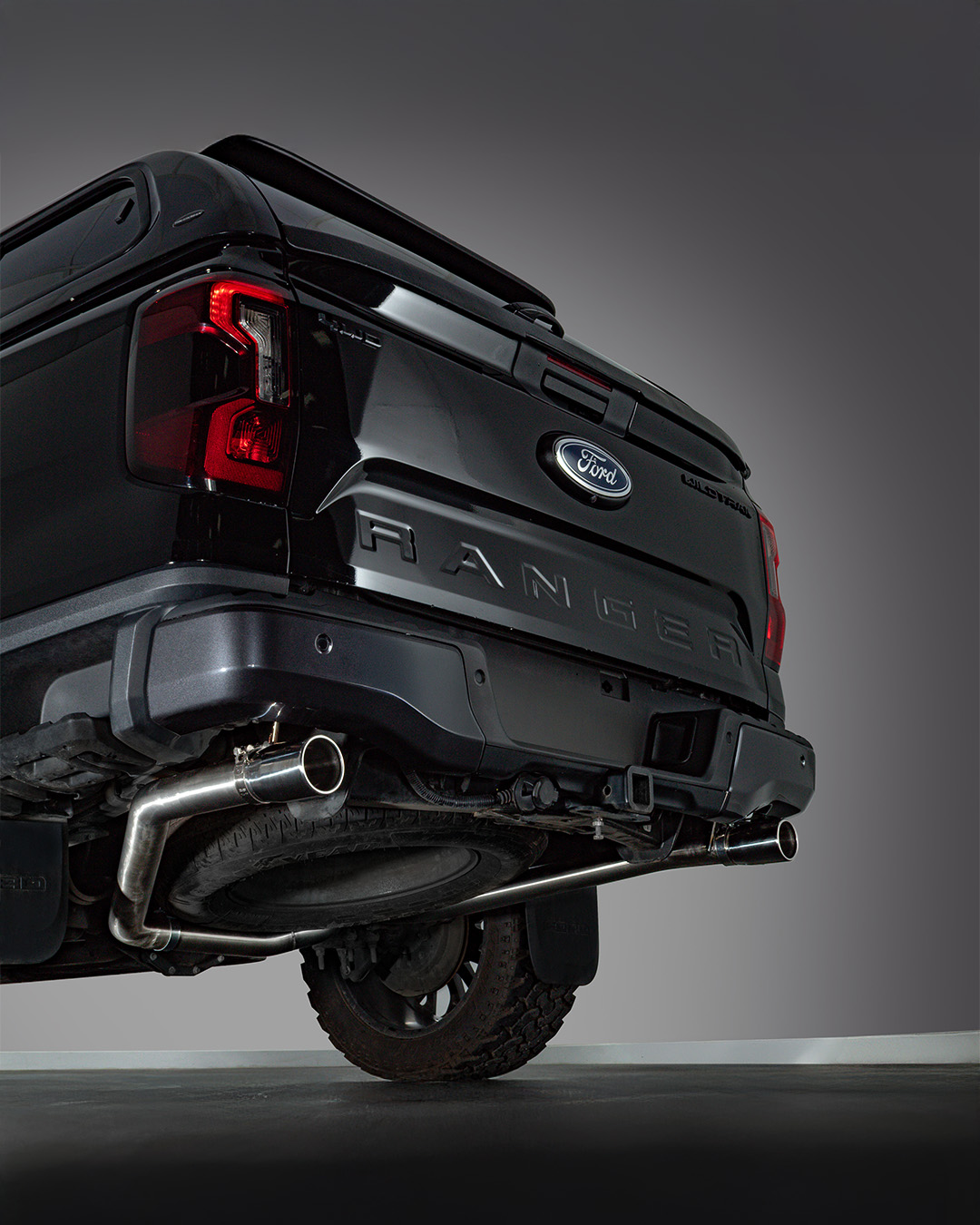 Predator4X4 - Our new Twin Exit Raptor-Style Exhaust for... | Facebook