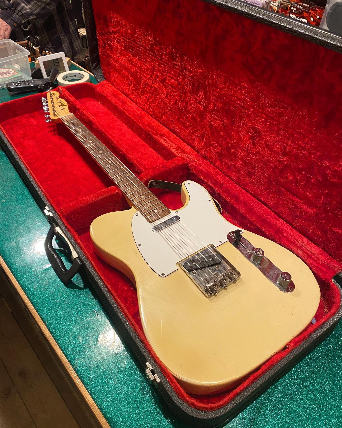 Just in! Vox Pathfinder 15R - 3,500:- Fender TLC-54 Esquire