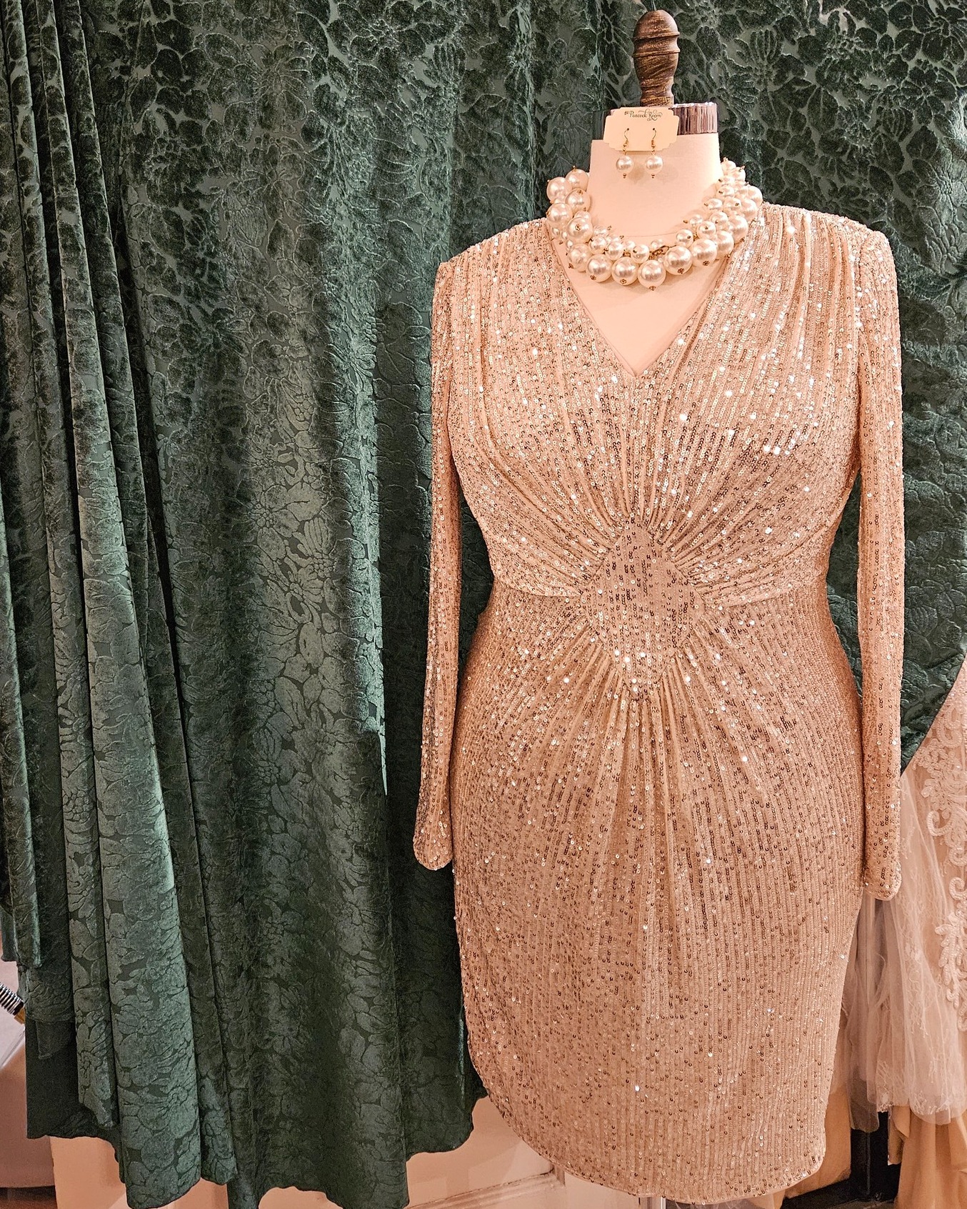 rosewe cocktail dresses Sequin champagne dress at The Peacock Room Plus size Size:Custom size 230×131cm M696 Club Monaco Black Lace/Leather