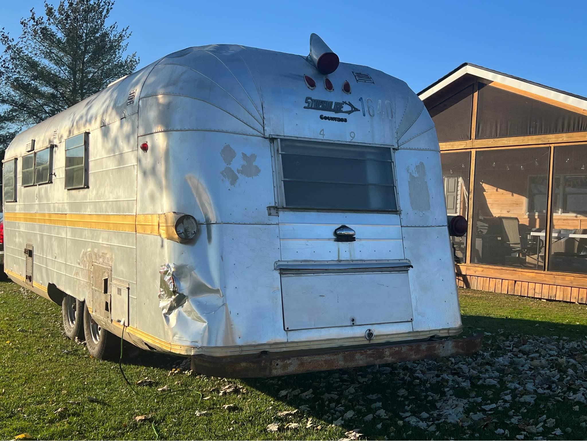 1965 streamline Countess with rare wrap around front window option ...