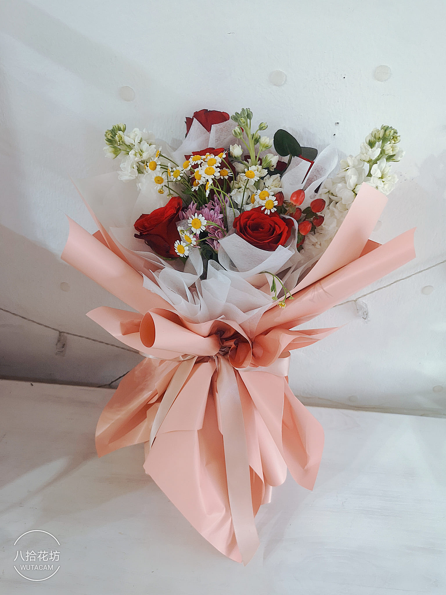 周年纪念花束礼品 Explore Facebook